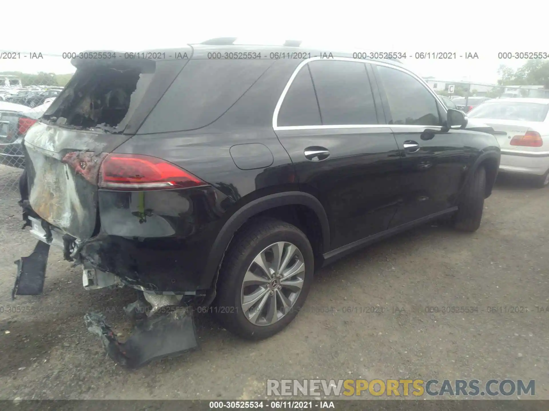 4 Photograph of a damaged car 4JGFB4KE9LA058235 MERCEDES-BENZ GLE 2020