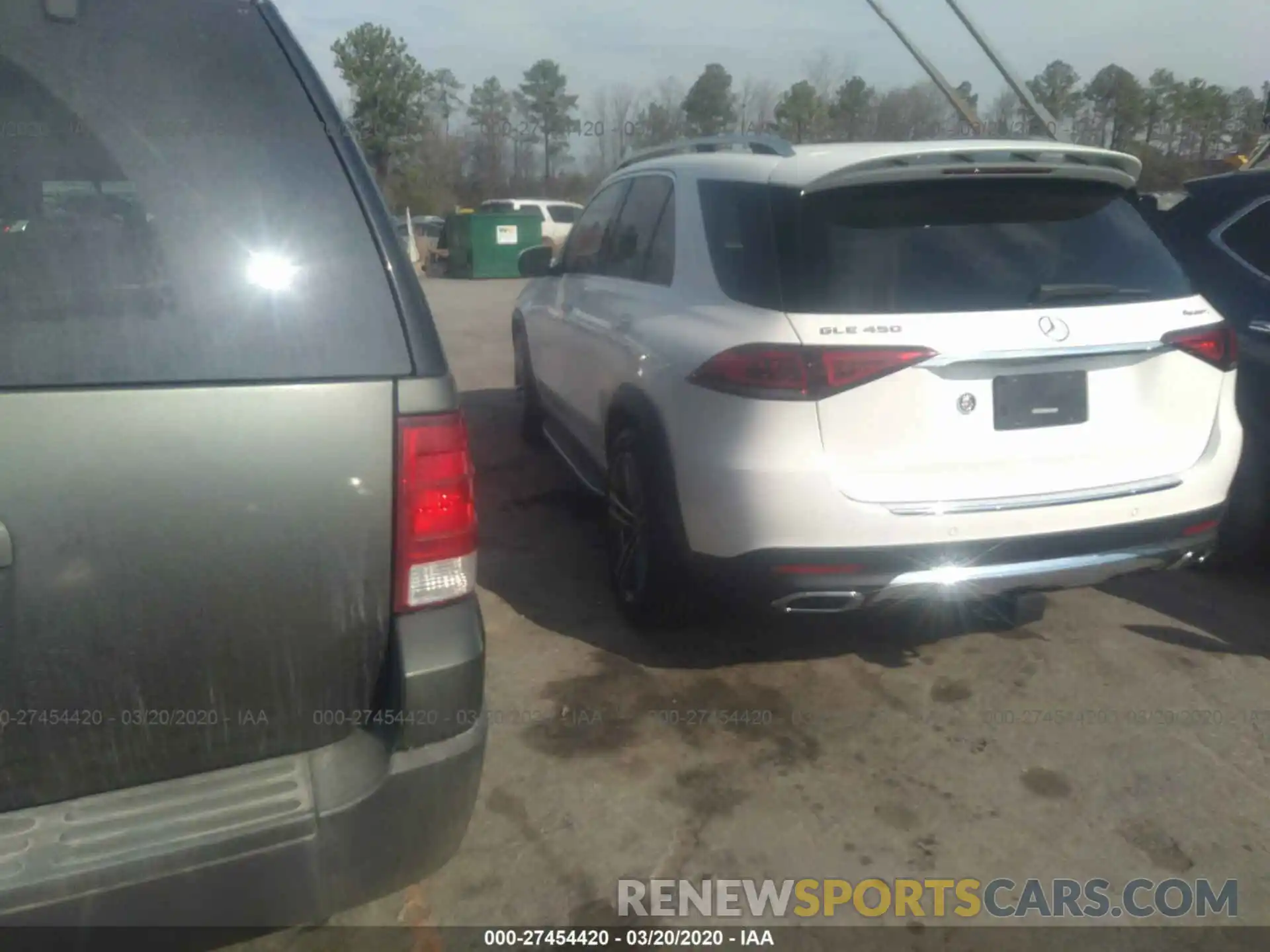 3 Photograph of a damaged car 4JGFB5KB2LA023726 MERCEDES-BENZ GLE 2020