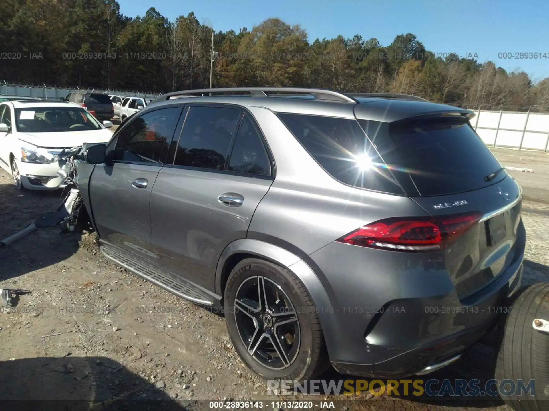 3 Photograph of a damaged car 4JGFB5KB2LA098152 MERCEDES-BENZ GLE 2020