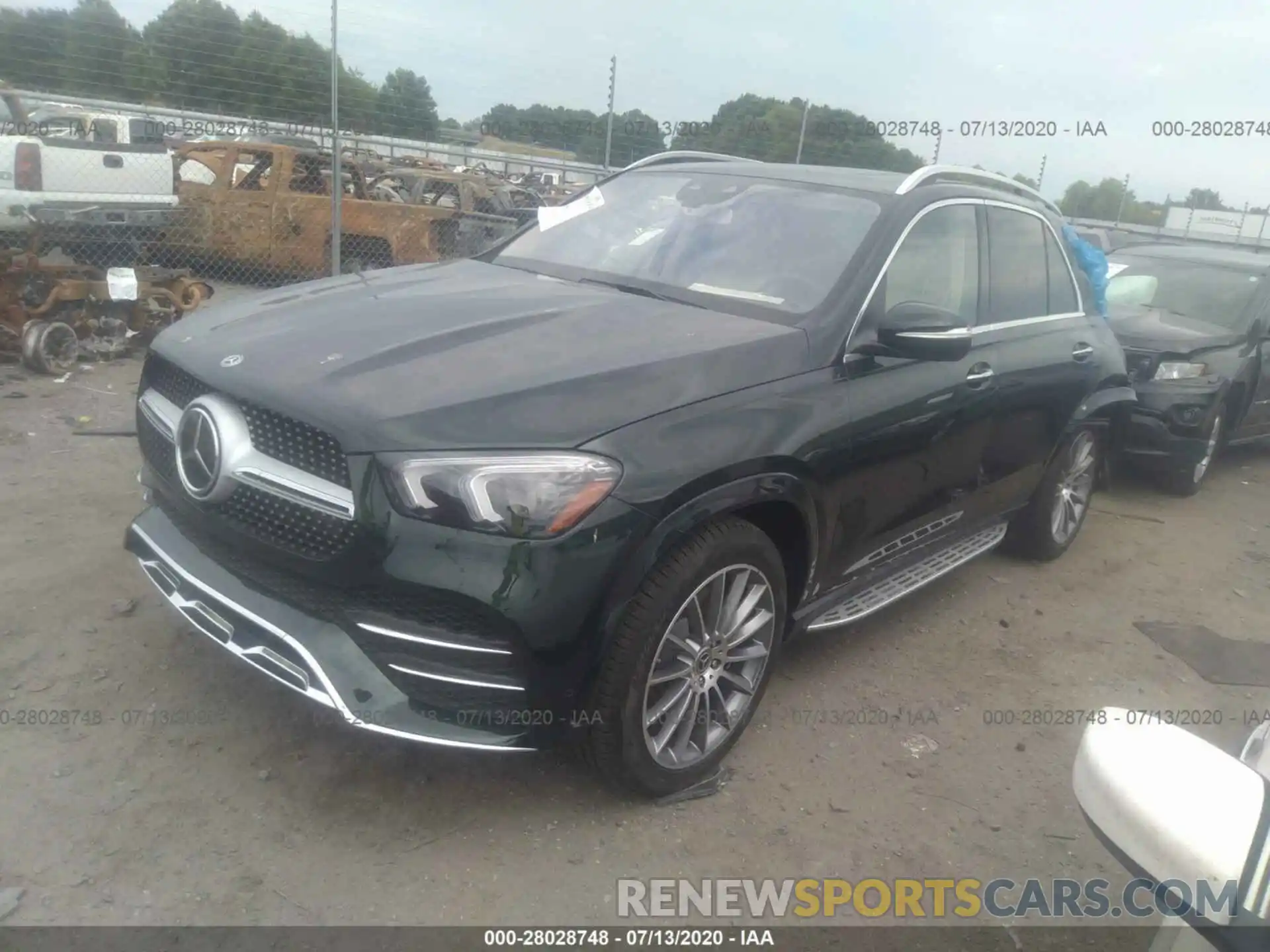 2 Photograph of a damaged car 4JGFB5KB6LA246030 MERCEDES-BENZ GLE 2020