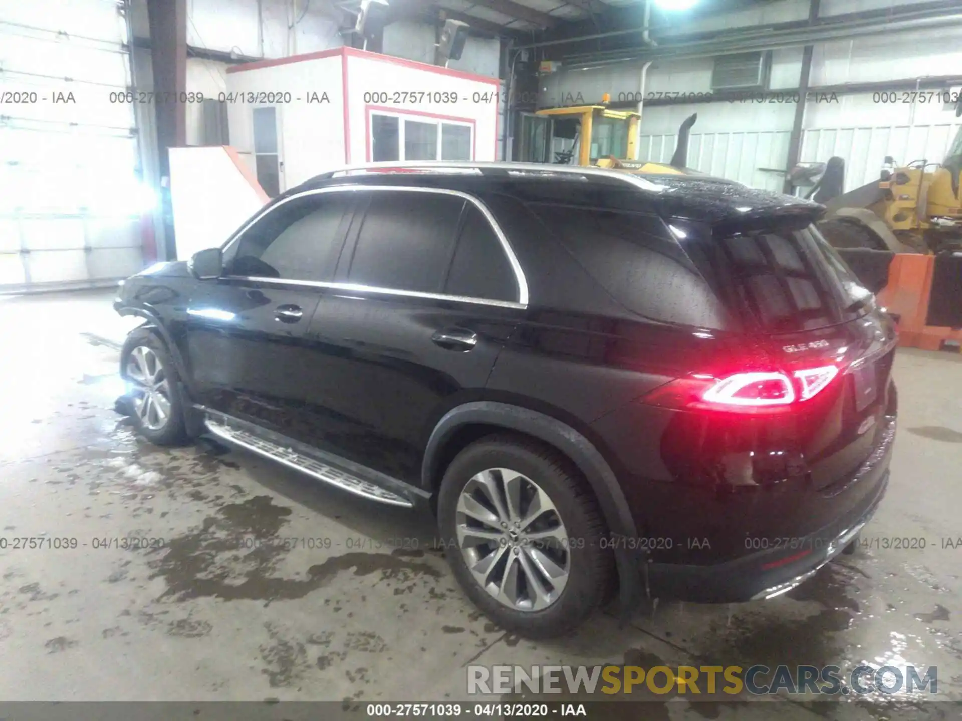 3 Photograph of a damaged car 4JGFB5KBXLA008536 MERCEDES-BENZ GLE 2020