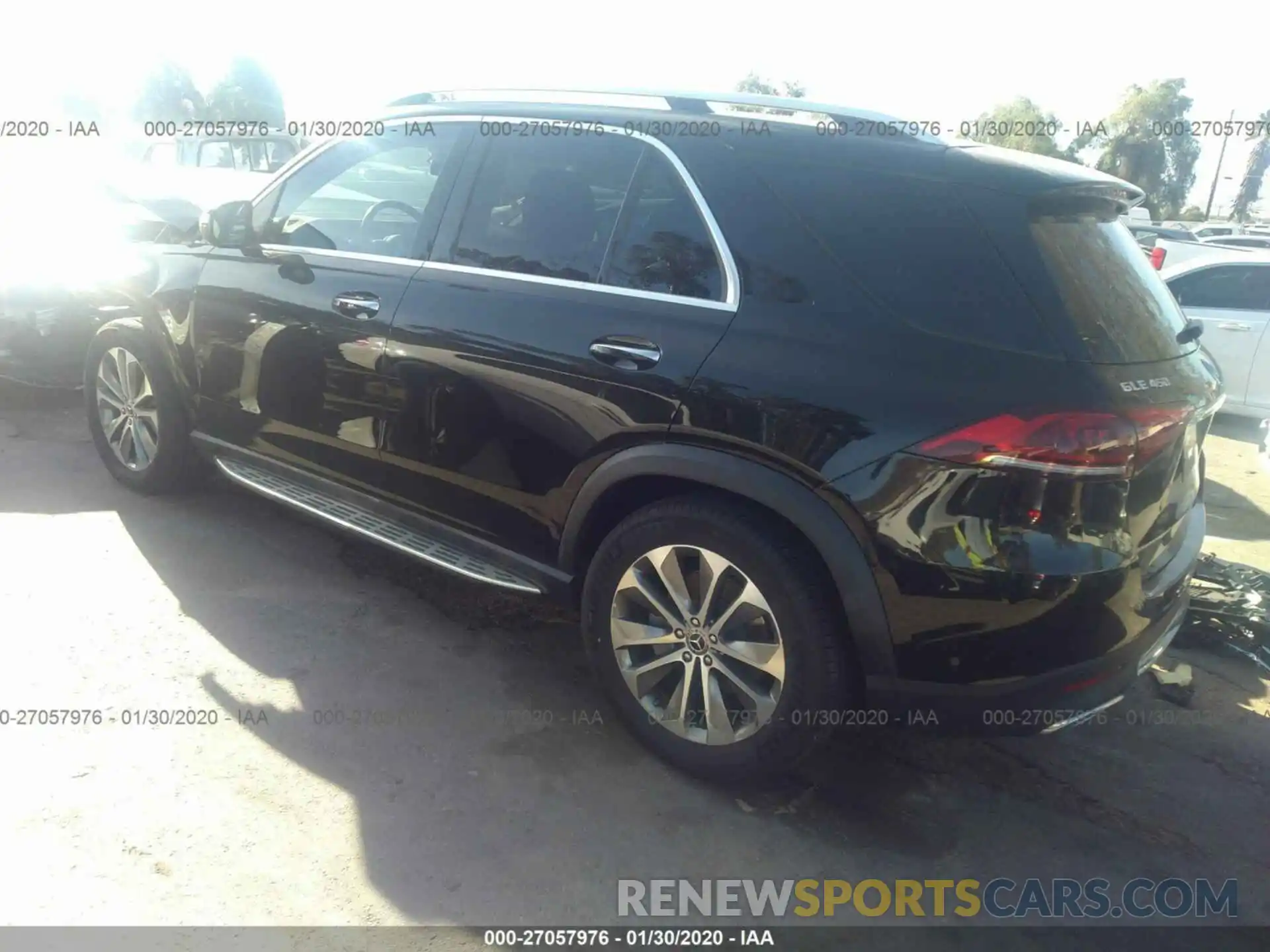 3 Photograph of a damaged car 4JGFB5KBXLA008794 MERCEDES-BENZ GLE 2020