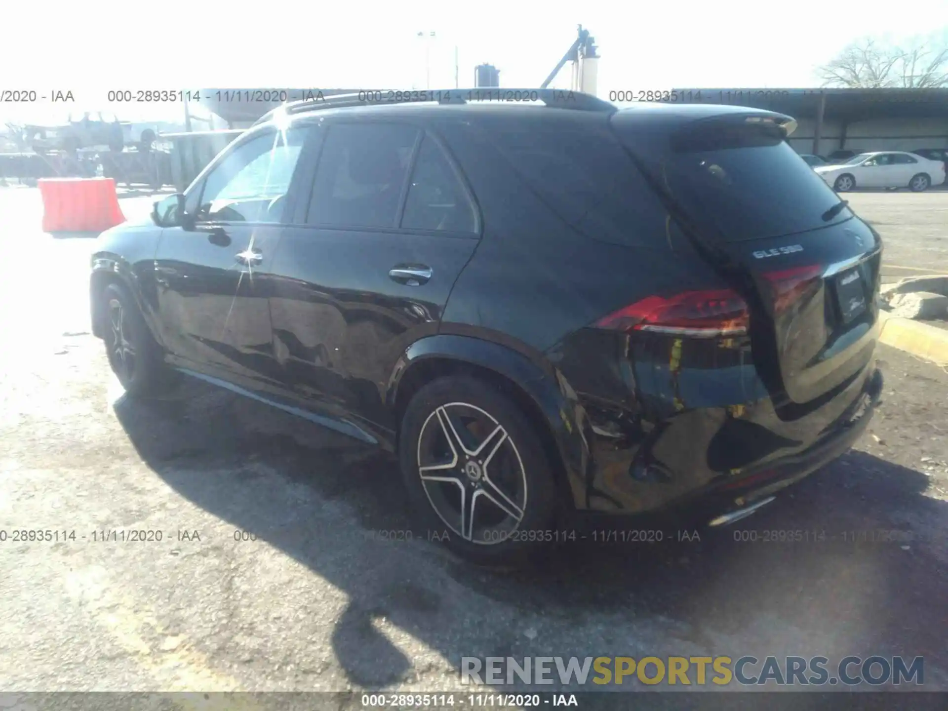 3 Photograph of a damaged car 4JGFB8GB7LA175060 MERCEDES-BENZ GLE 2020