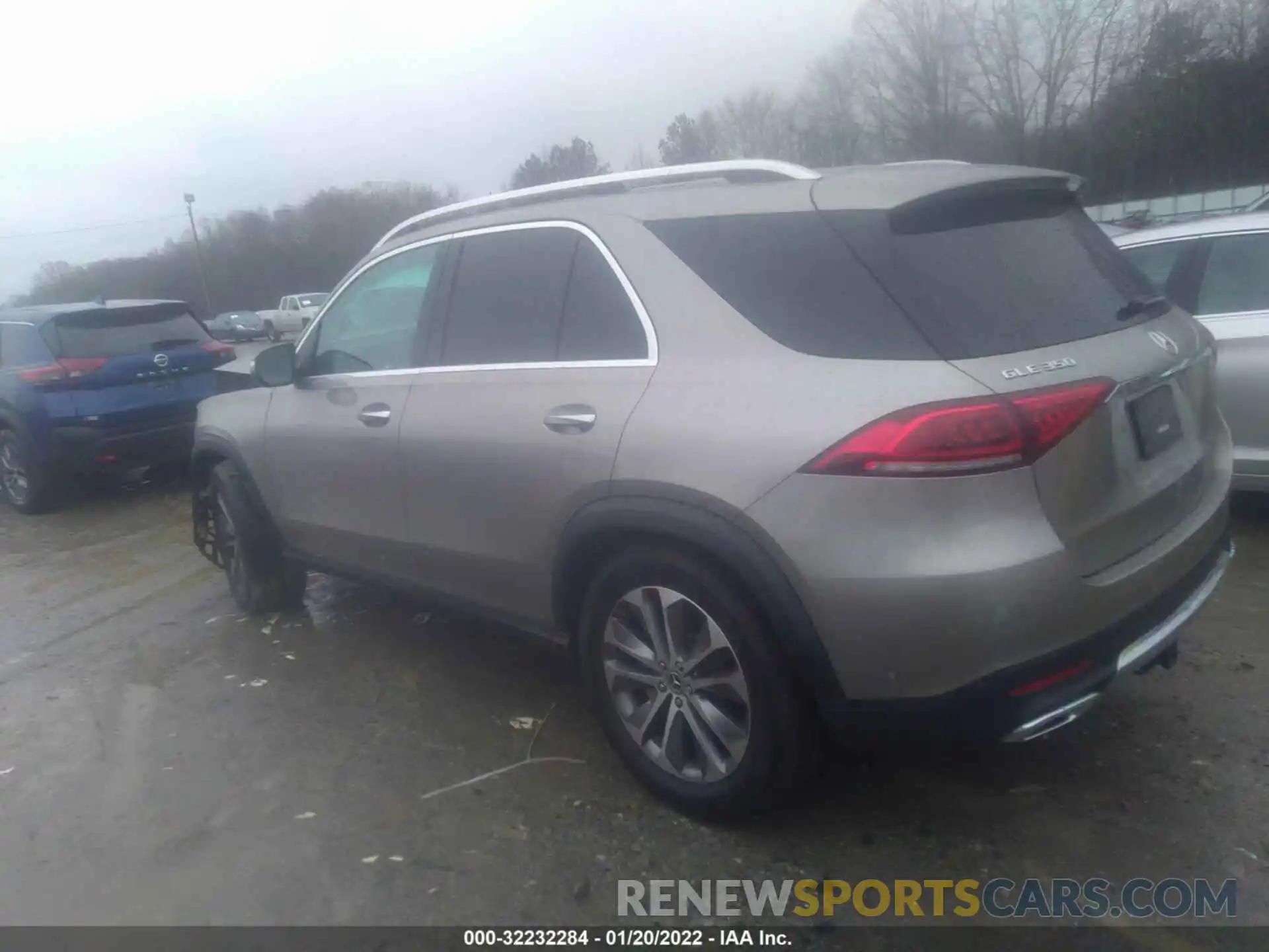 3 Photograph of a damaged car 4JGFB4JB0MA328123 MERCEDES-BENZ GLE 2021