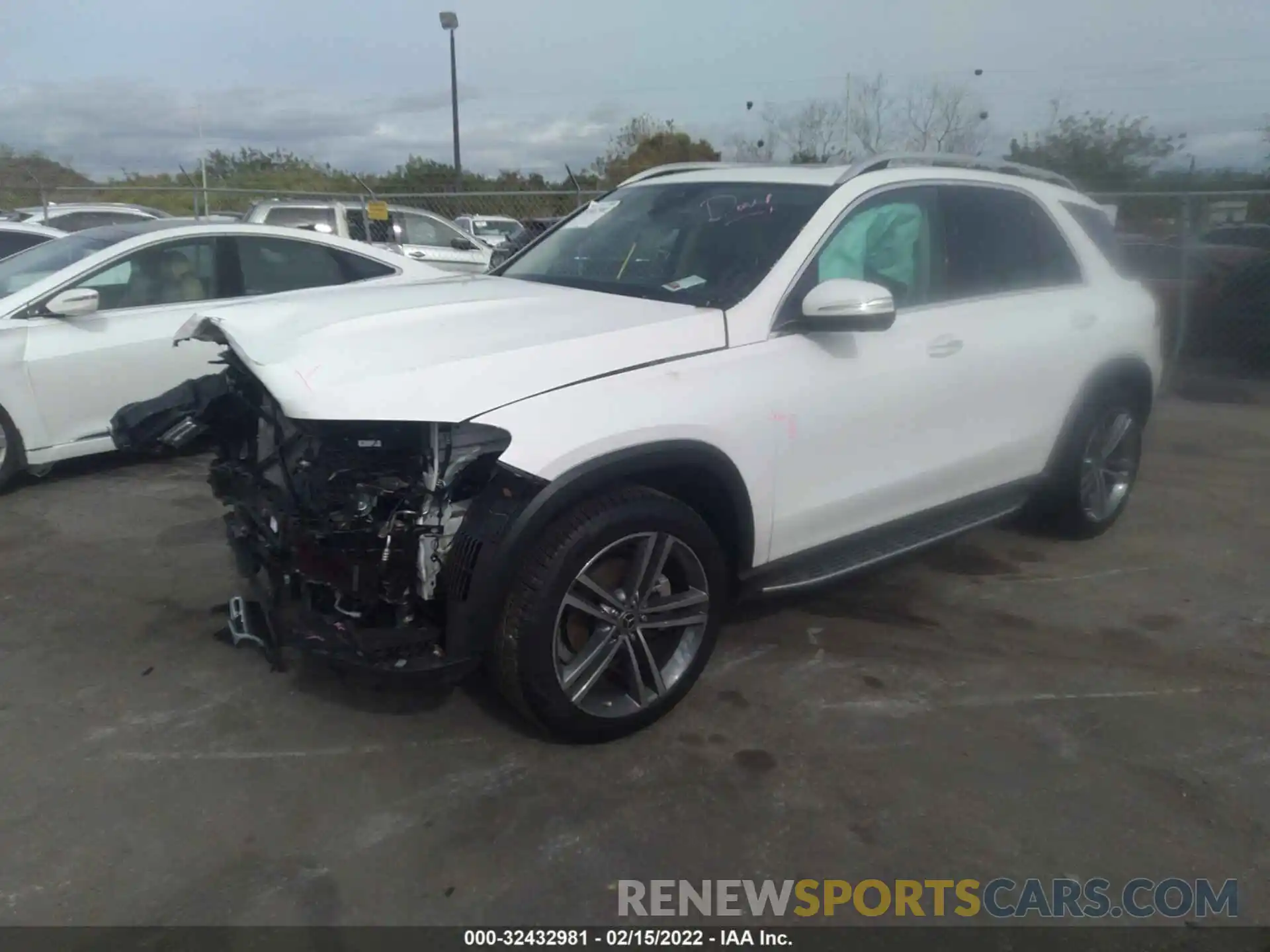 2 Photograph of a damaged car 4JGFB4JB0MA466499 MERCEDES-BENZ GLE 2021