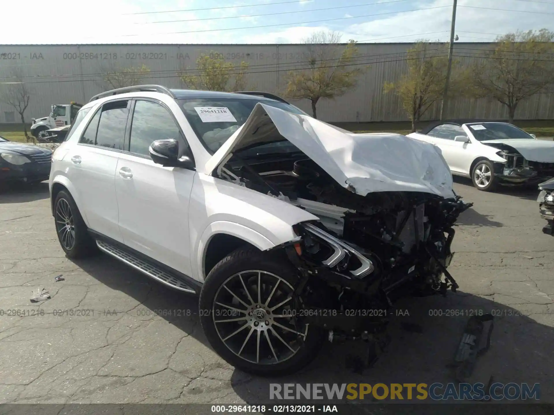 1 Photograph of a damaged car 4JGFB4JB2MA404747 MERCEDES-BENZ GLE 2021