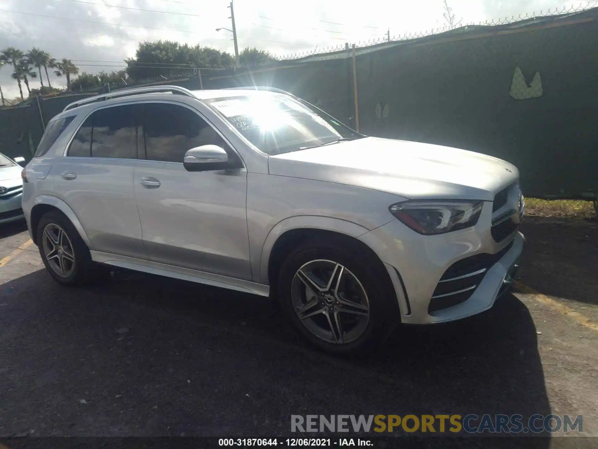 1 Photograph of a damaged car 4JGFB4JB2MA482512 MERCEDES-BENZ GLE 2021