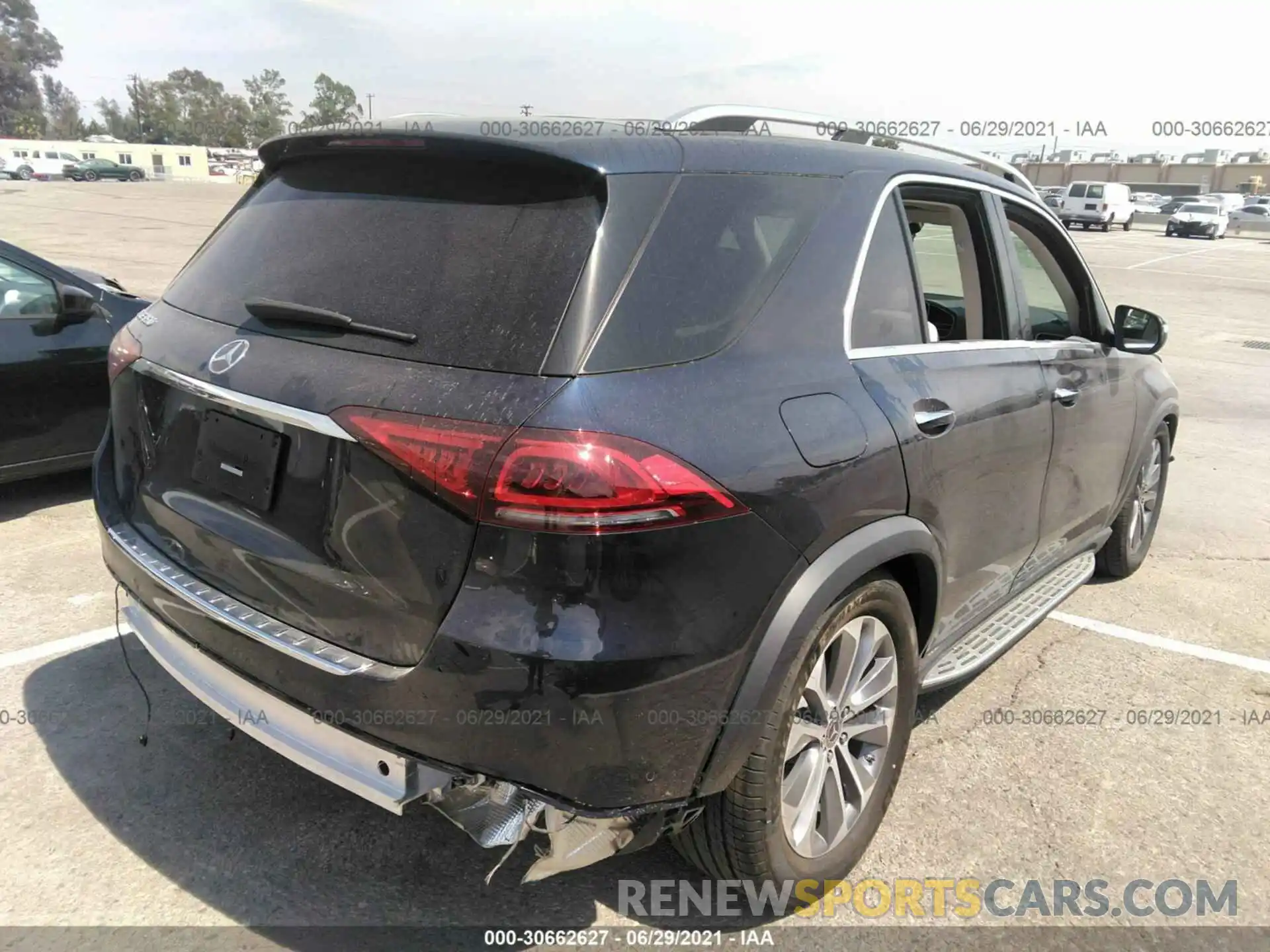 4 Photograph of a damaged car 4JGFB4JB2MA497124 MERCEDES-BENZ GLE 2021