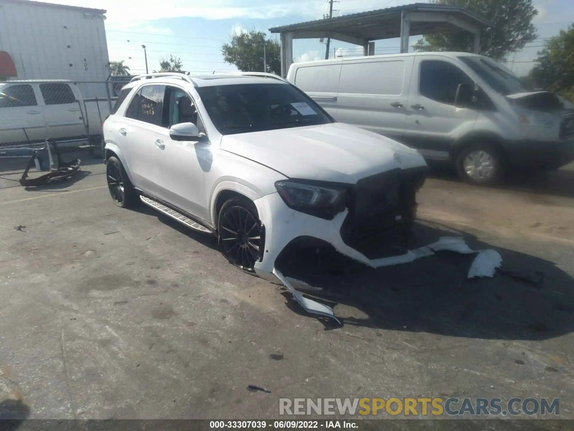 1 Photograph of a damaged car 4JGFB4JB2MA513919 MERCEDES-BENZ GLE 2021