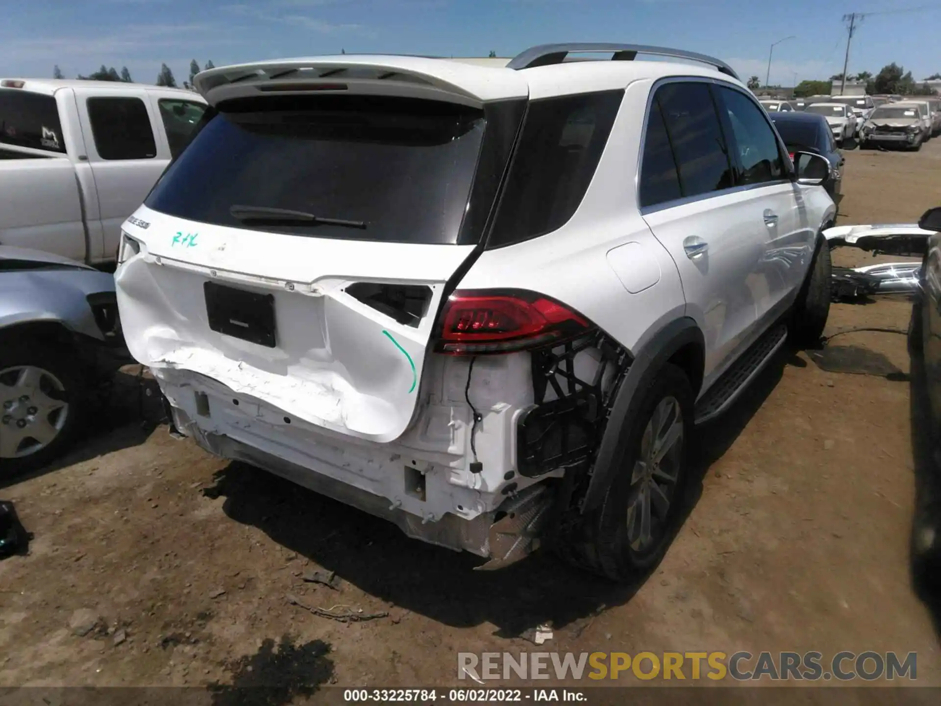 4 Photograph of a damaged car 4JGFB4JB4MA316539 MERCEDES-BENZ GLE 2021