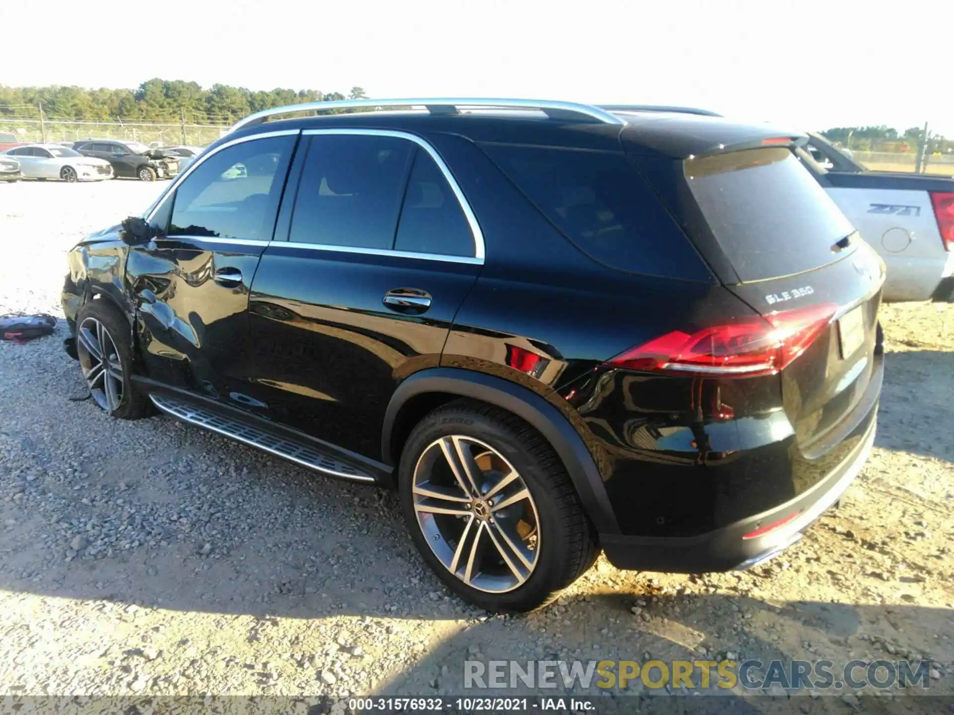 3 Photograph of a damaged car 4JGFB4JB5MA405830 MERCEDES-BENZ GLE 2021