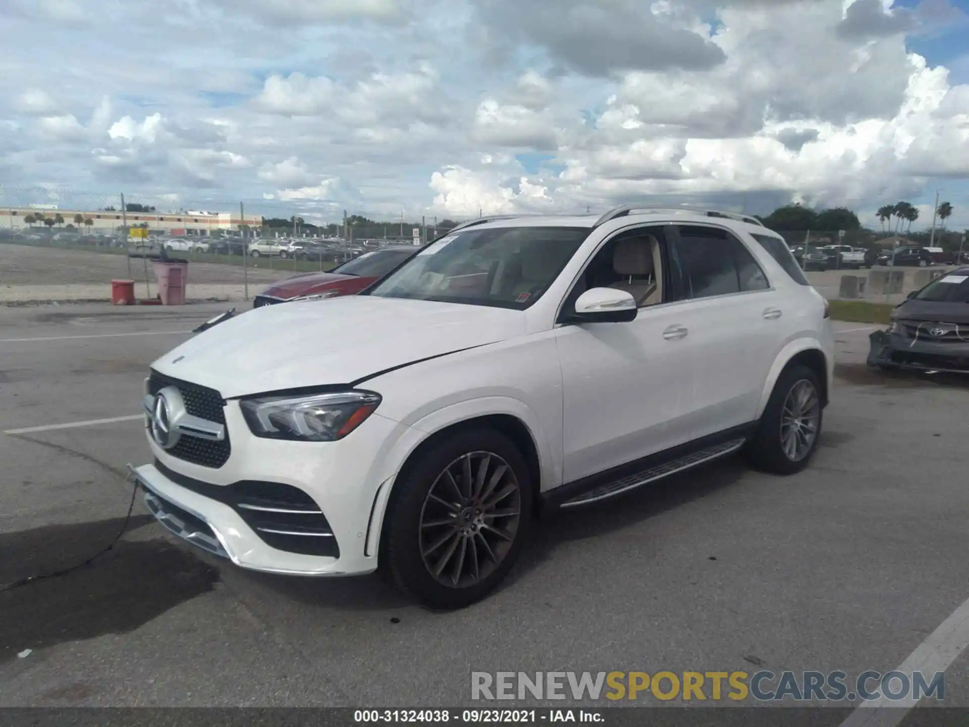 2 Photograph of a damaged car 4JGFB4JB6MA444474 MERCEDES-BENZ GLE 2021