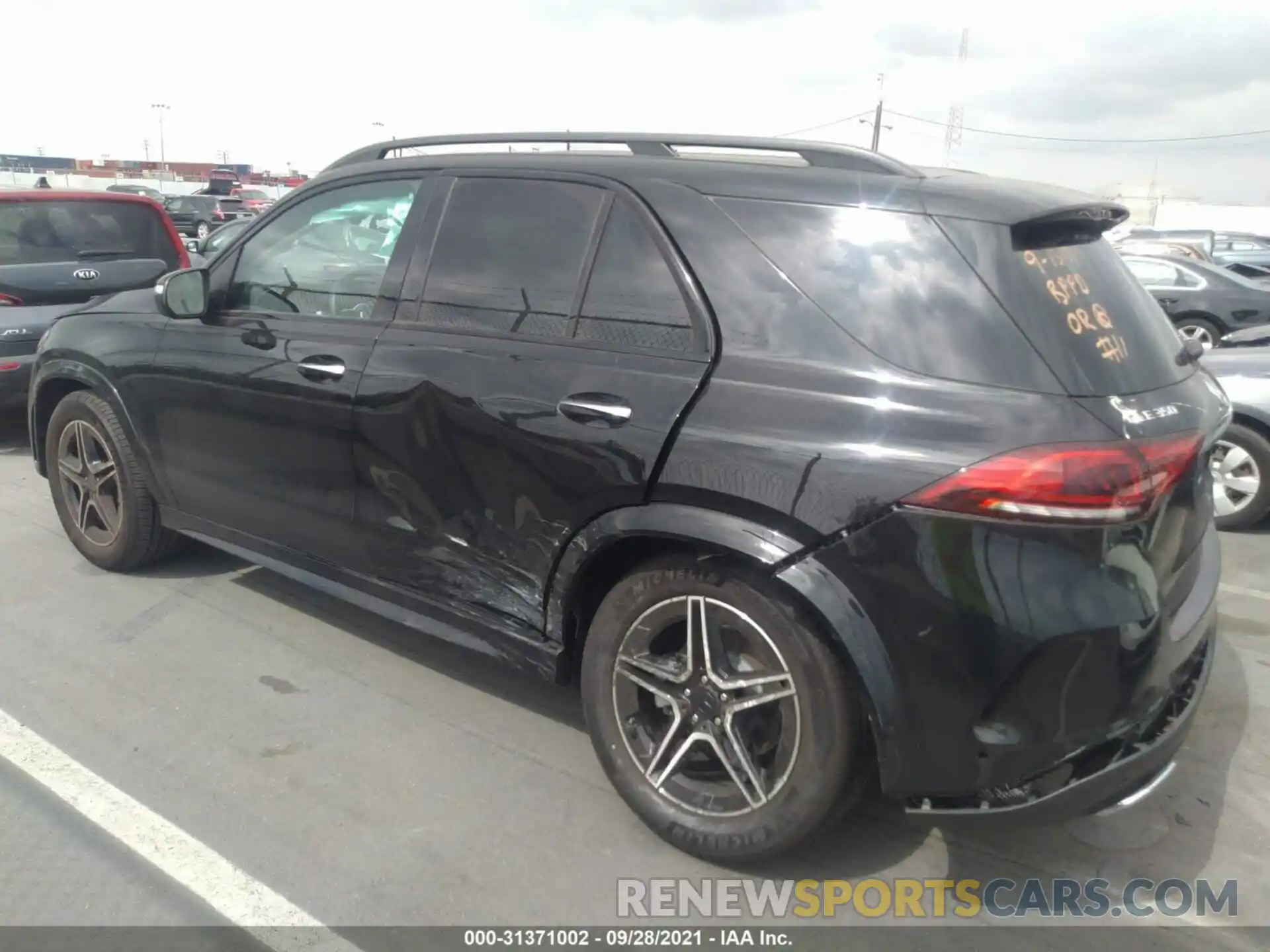 3 Photograph of a damaged car 4JGFB4JB7MA452910 MERCEDES-BENZ GLE 2021