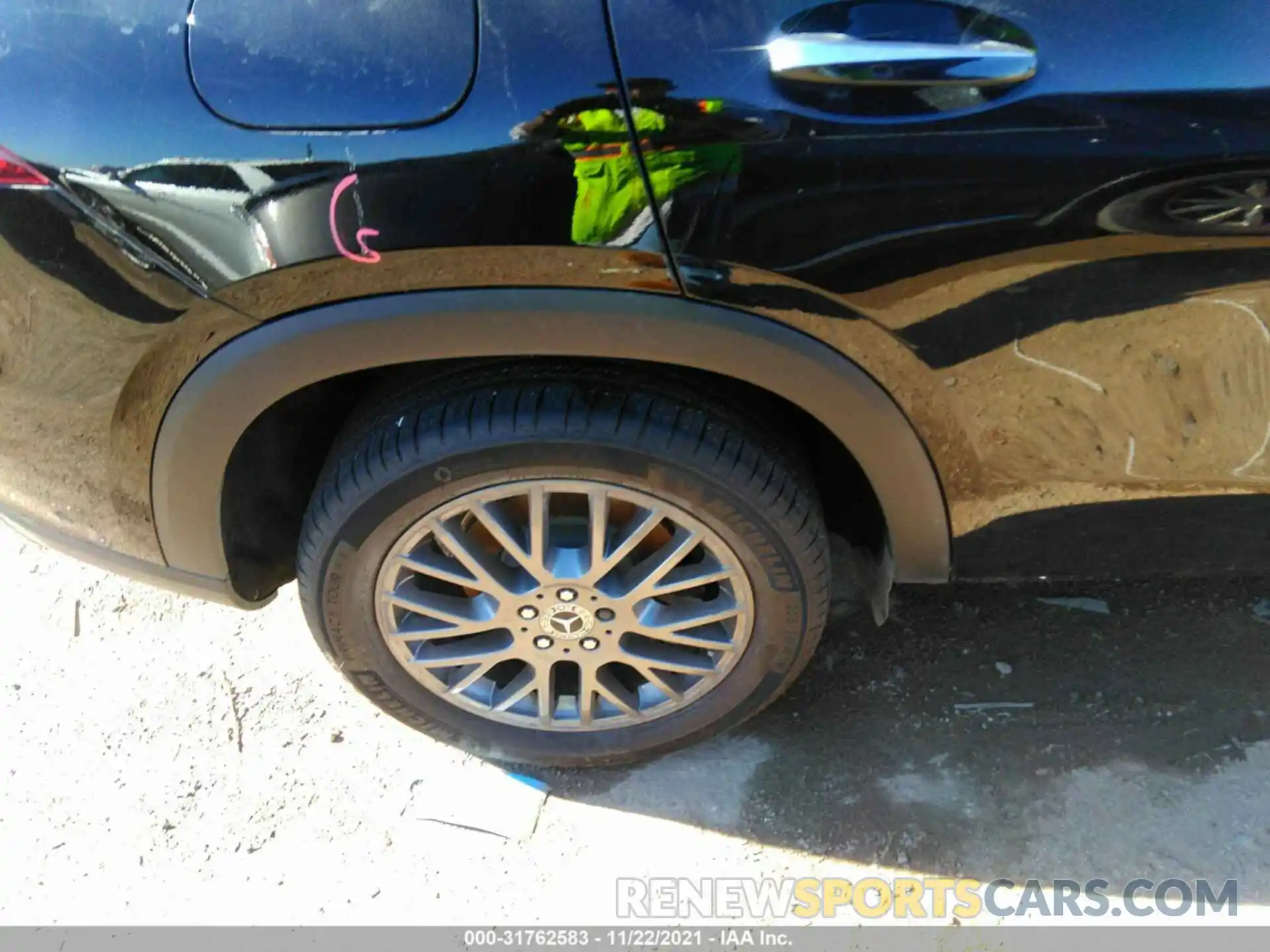 15 Photograph of a damaged car 4JGFB4JB9MA444906 MERCEDES-BENZ GLE 2021