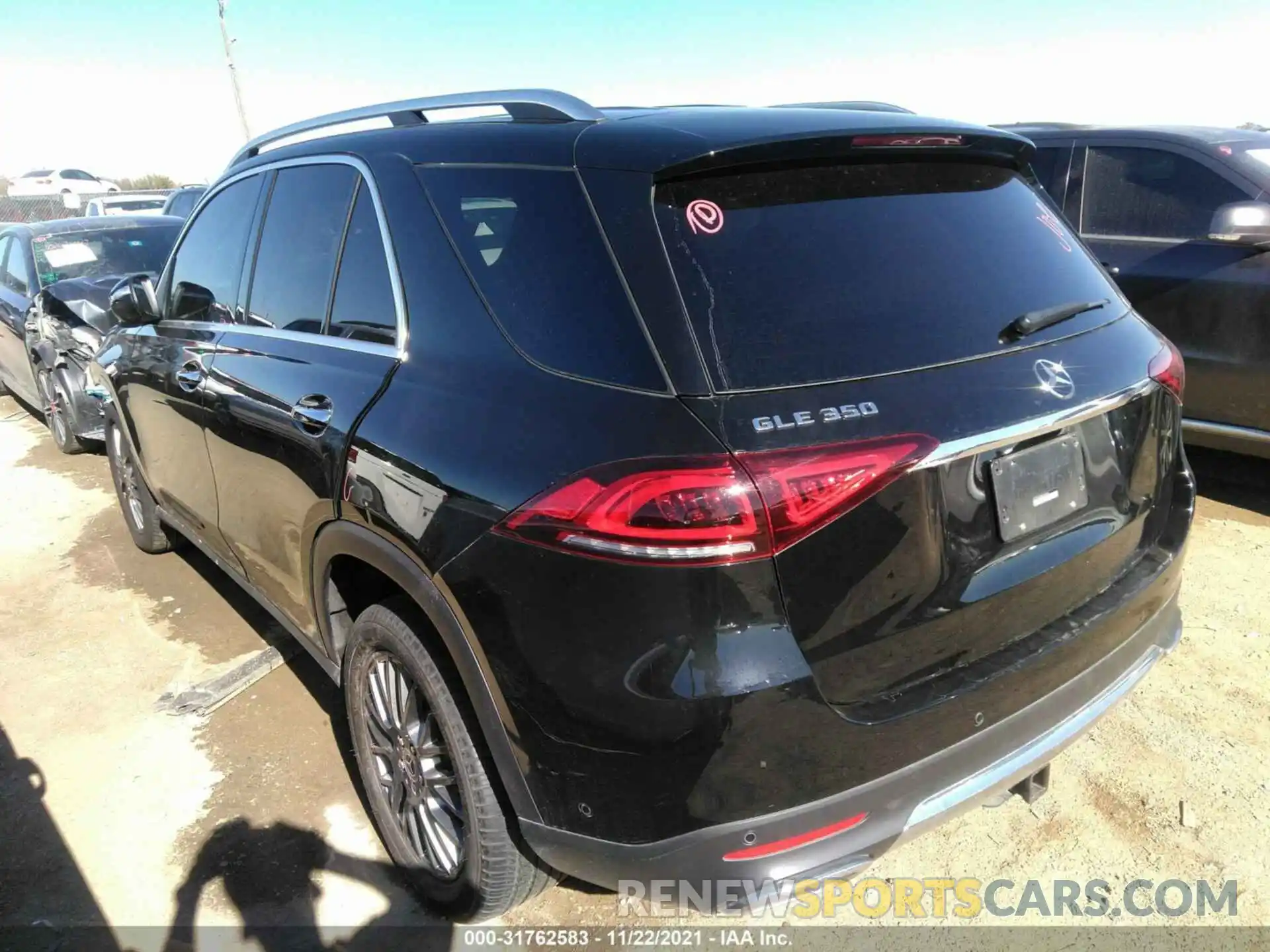 3 Photograph of a damaged car 4JGFB4JB9MA444906 MERCEDES-BENZ GLE 2021