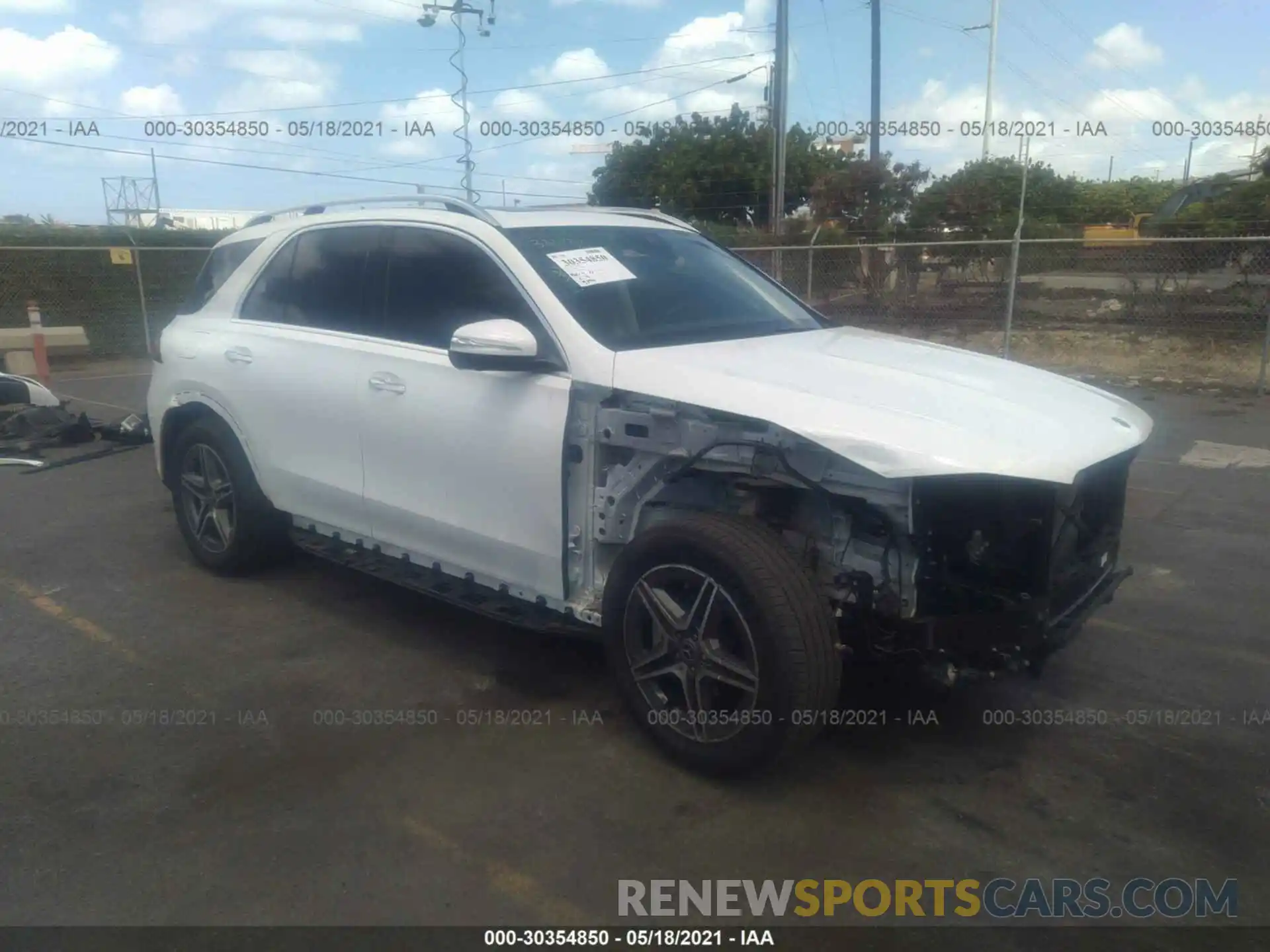 1 Photograph of a damaged car 4JGFB4JBXMA370086 MERCEDES-BENZ GLE 2021