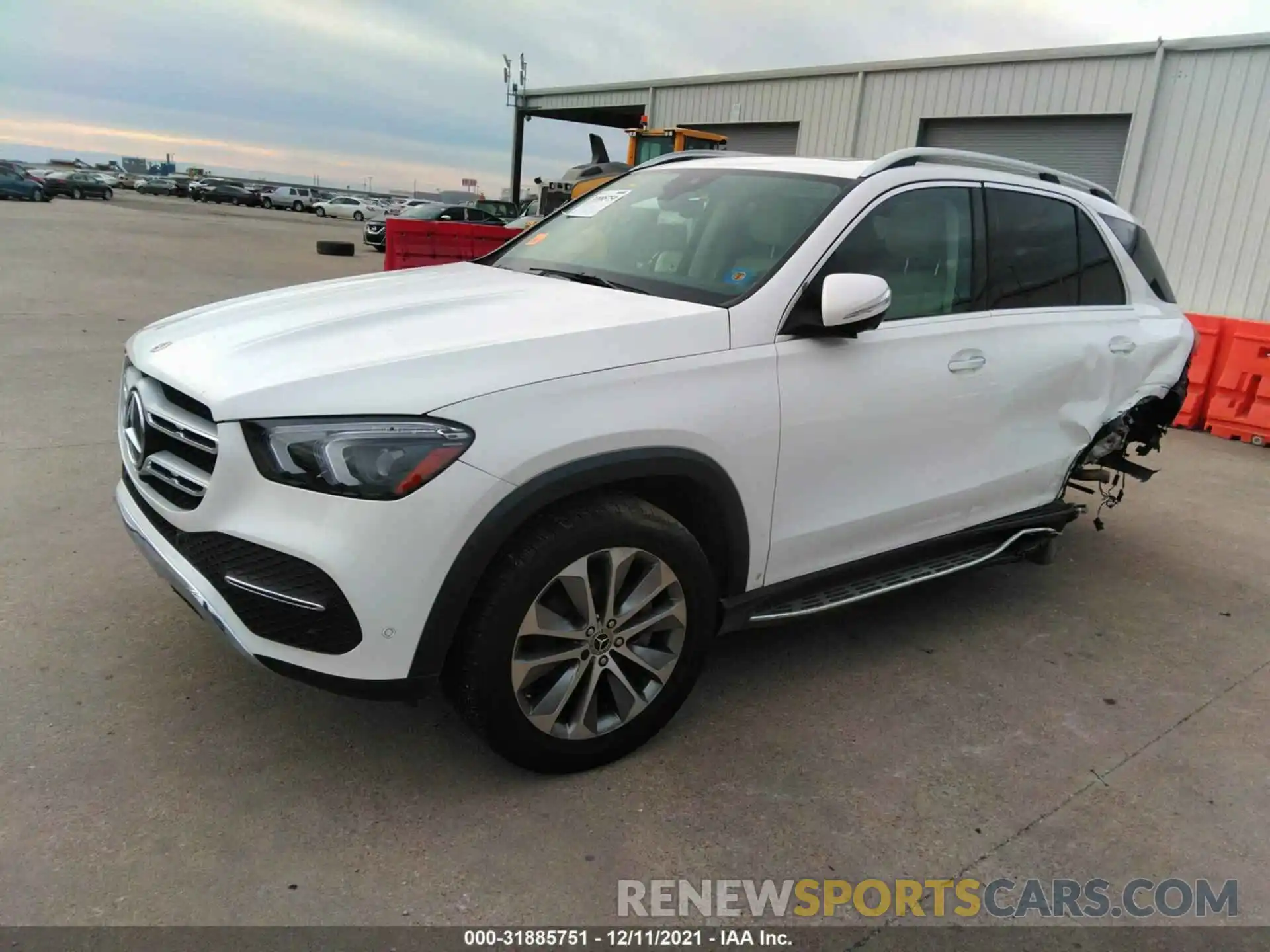 2 Photograph of a damaged car 4JGFB4JBXMA432344 MERCEDES-BENZ GLE 2021