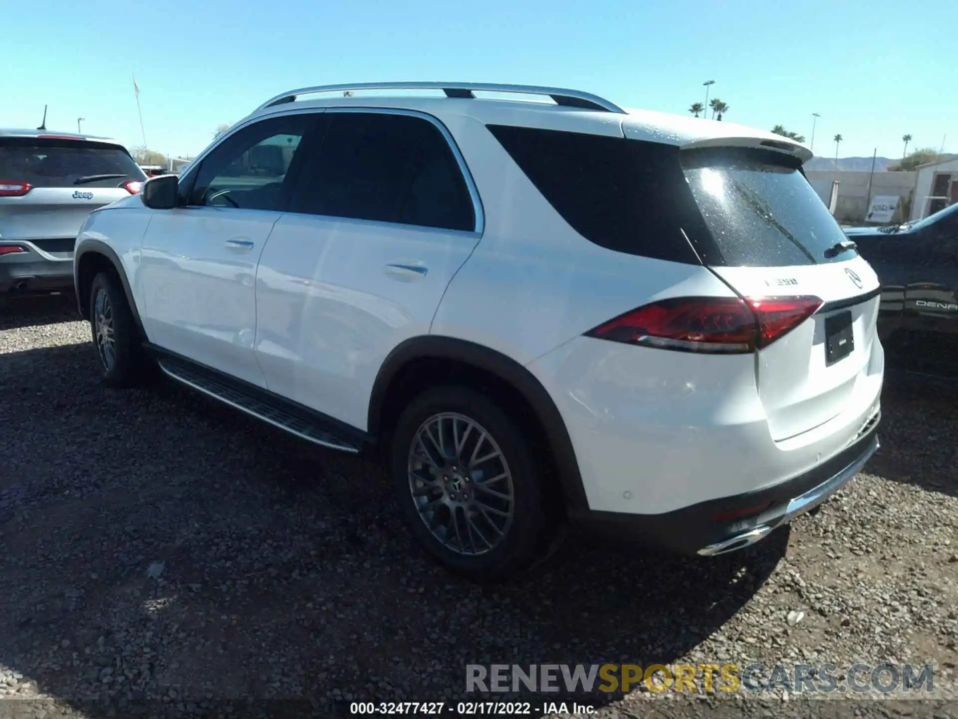 3 Photograph of a damaged car 4JGFB4KB6MA390088 MERCEDES-BENZ GLE 2021