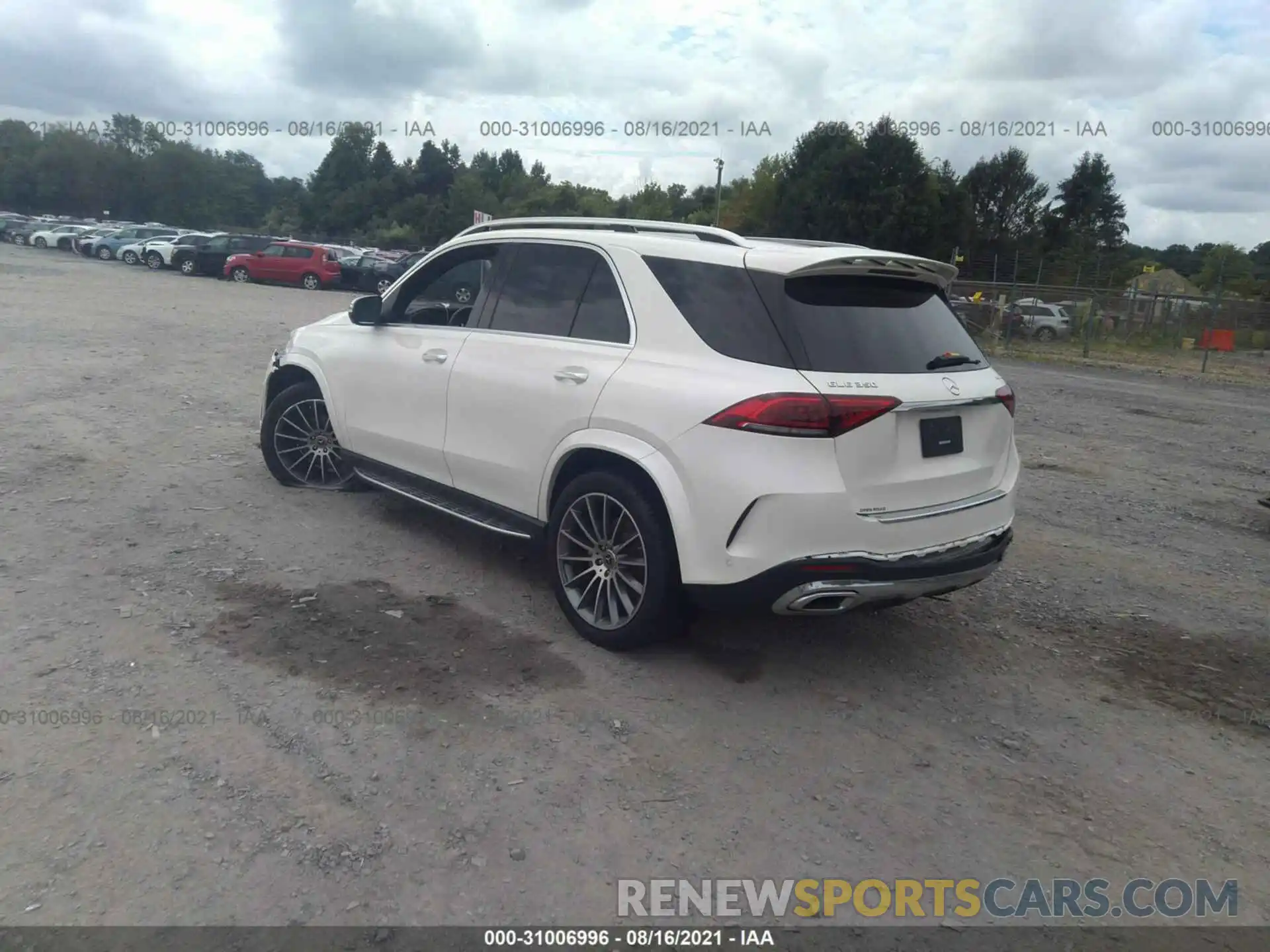 3 Photograph of a damaged car 4JGFB4KB9MA316003 MERCEDES-BENZ GLE 2021