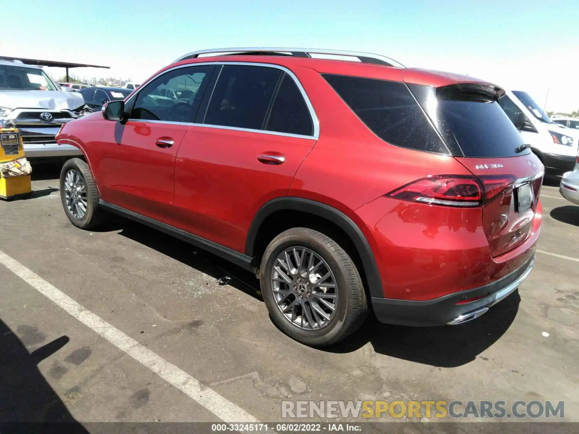 3 Photograph of a damaged car 4JGFB4KB9MA440224 MERCEDES-BENZ GLE 2021