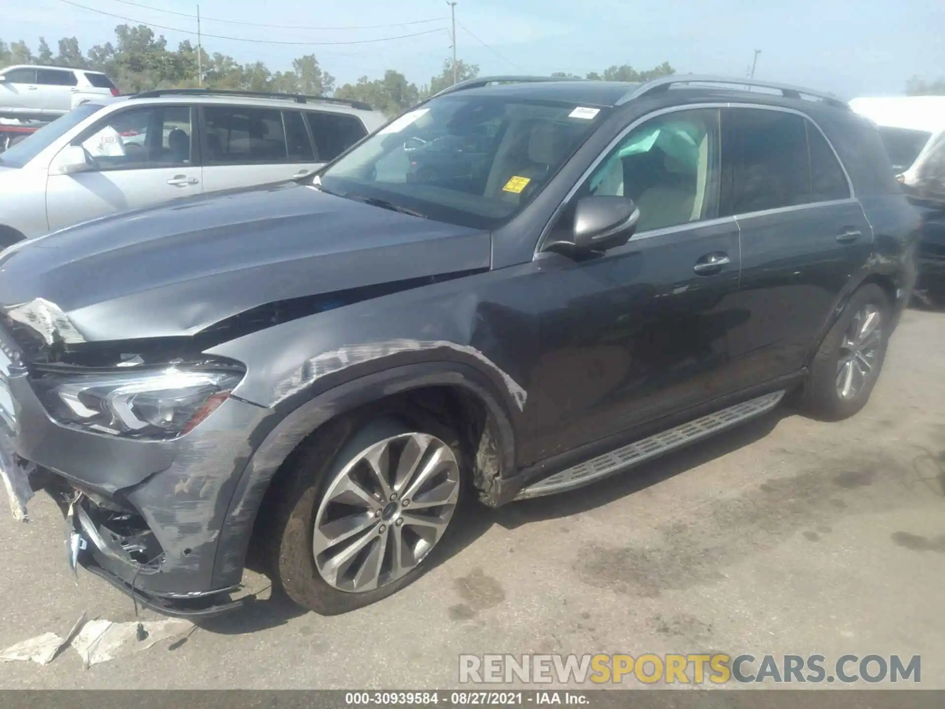 2 Photograph of a damaged car 4JGFB4KE8MA389194 MERCEDES-BENZ GLE 2021