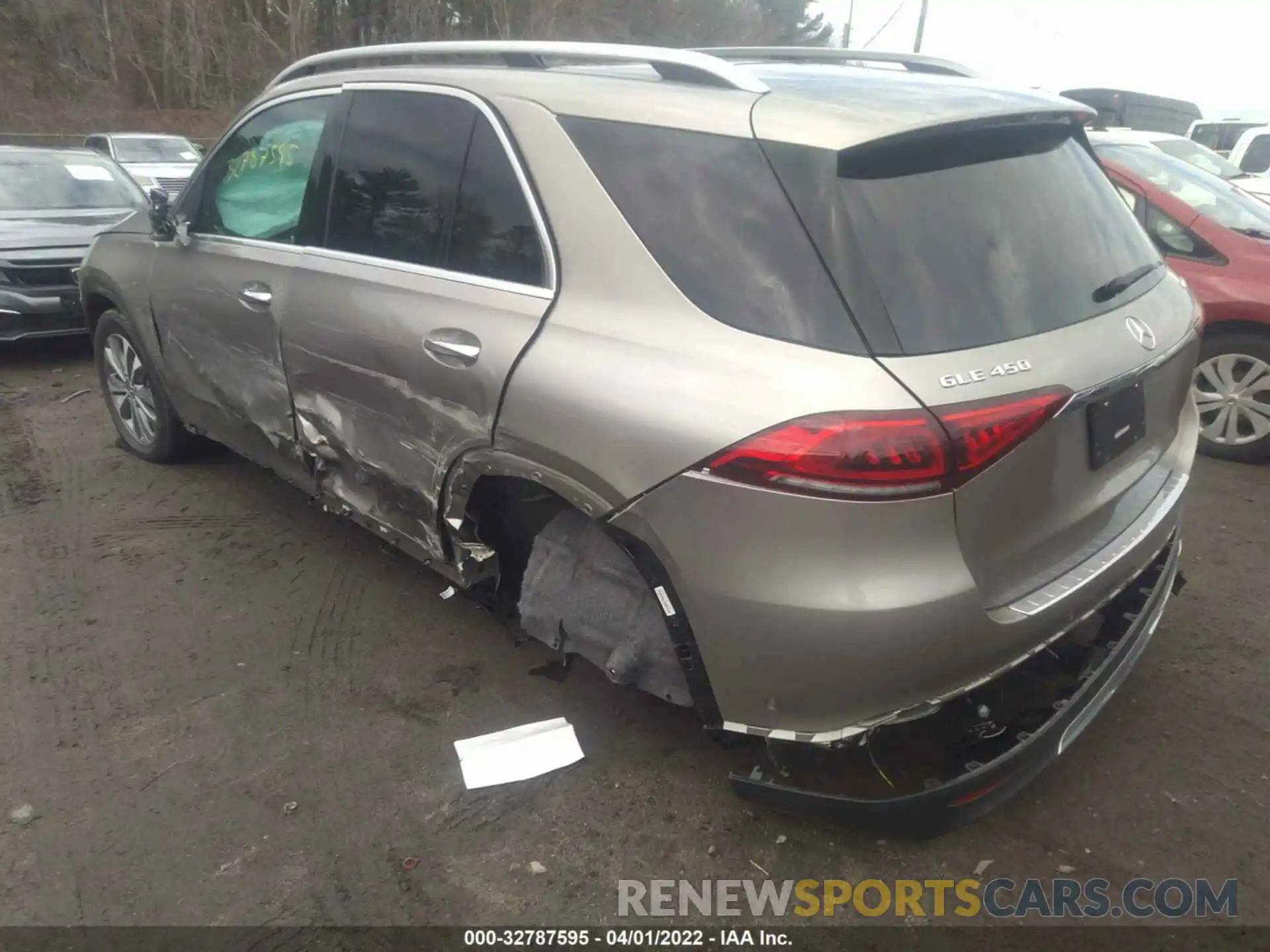 3 Photograph of a damaged car 4JGFB5KB2MA542955 MERCEDES-BENZ GLE 2021