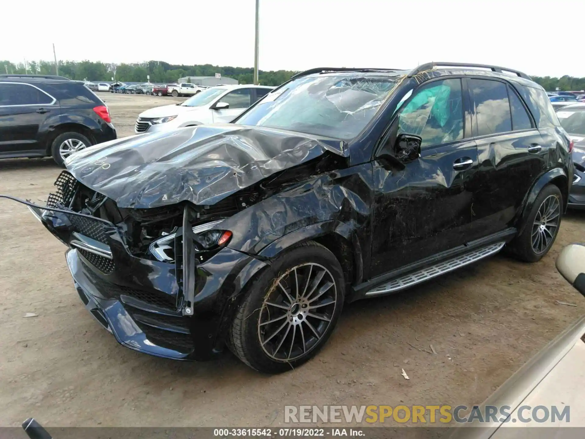 2 Photograph of a damaged car 4JGFB5KB3MA568402 MERCEDES-BENZ GLE 2021