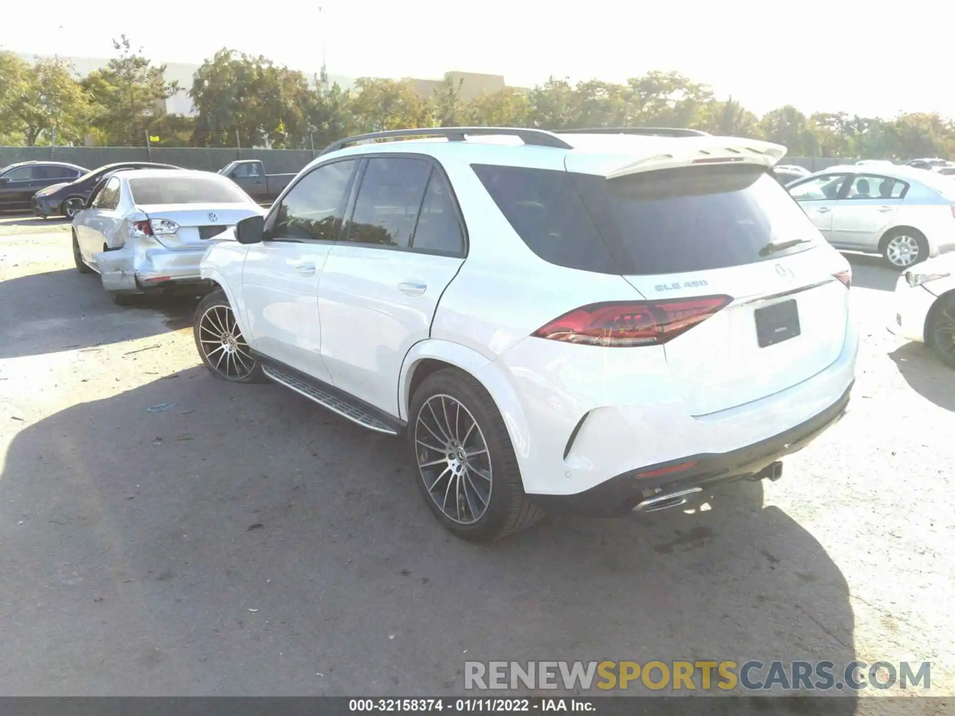 3 Photograph of a damaged car 4JGFB5KB4MA435681 MERCEDES-BENZ GLE 2021