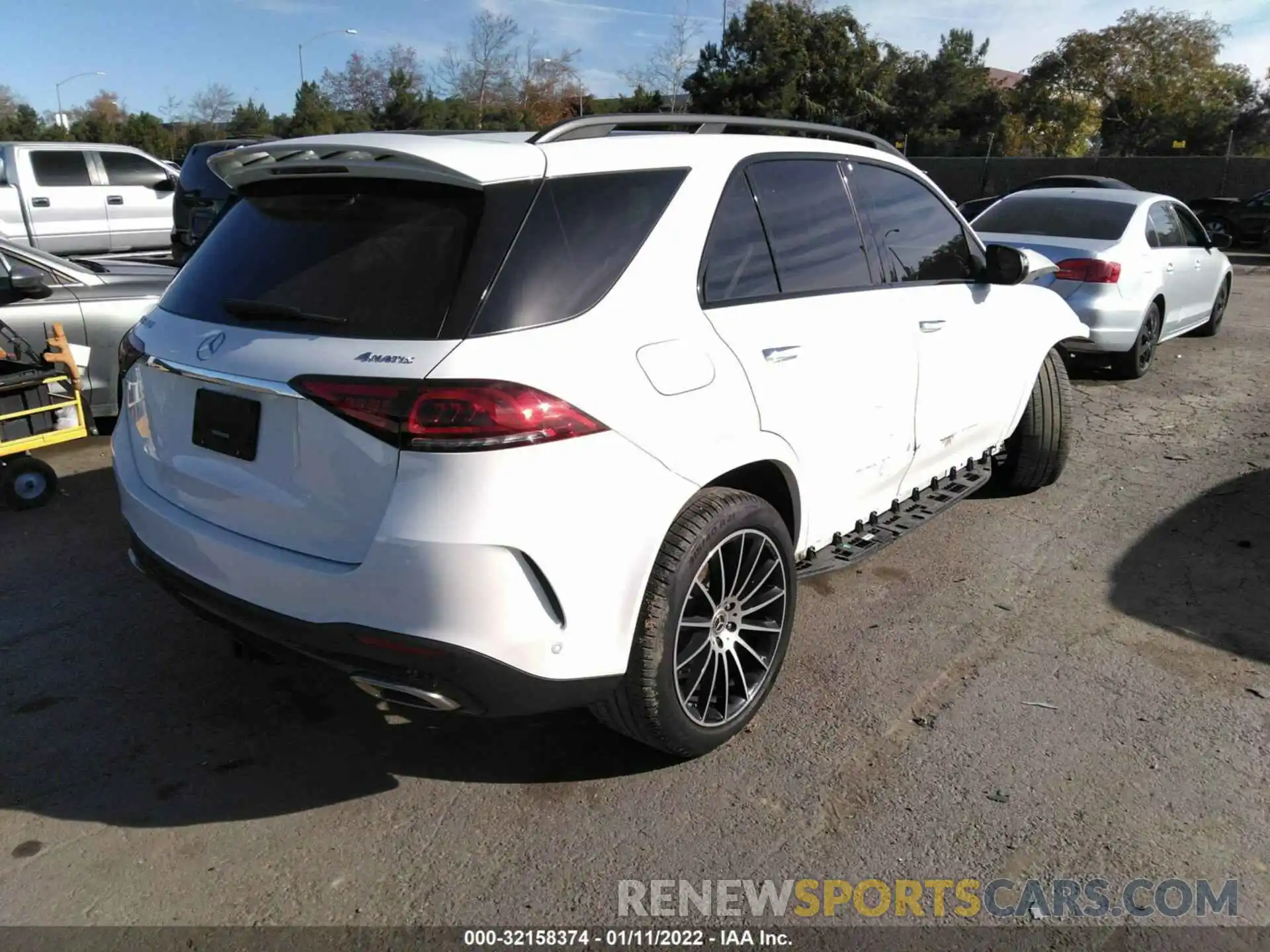 4 Photograph of a damaged car 4JGFB5KB4MA435681 MERCEDES-BENZ GLE 2021