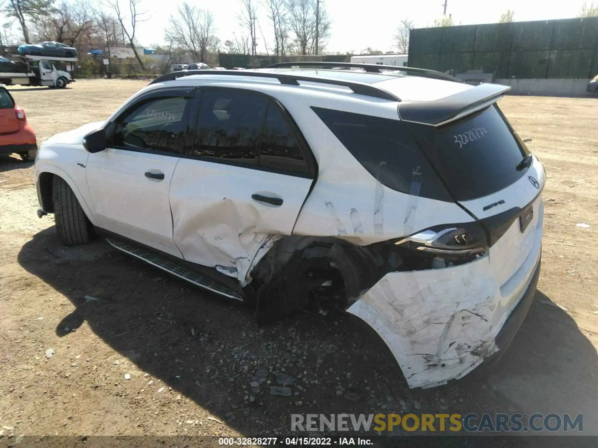 3 Photograph of a damaged car 4JGFB6BB3MA434947 MERCEDES-BENZ GLE 2021