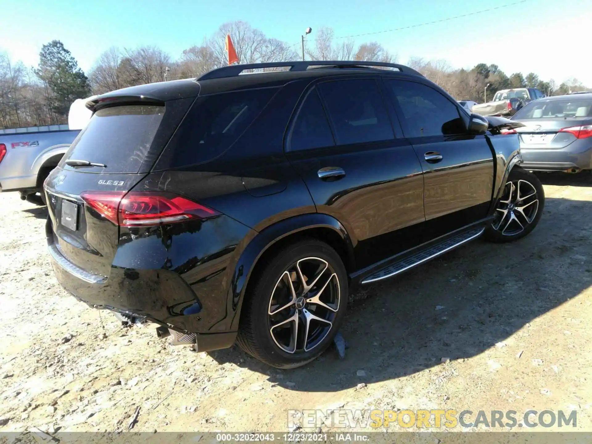 2 Photograph of a damaged car 4JGFB6BB4MA381496 MERCEDES-BENZ GLE 2021