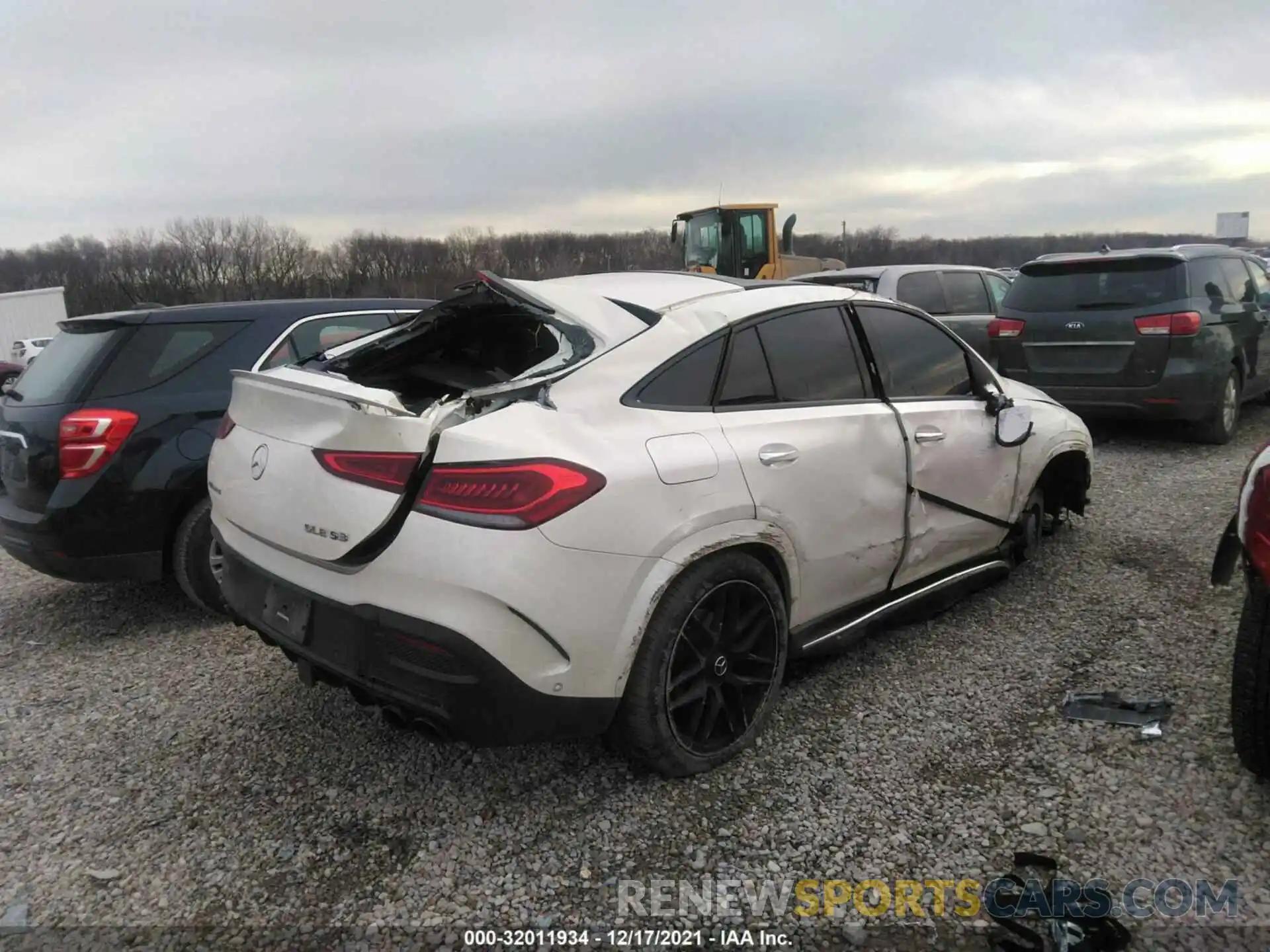 4 Photograph of a damaged car 4JGFD6BB0MA186831 MERCEDES-BENZ GLE 2021