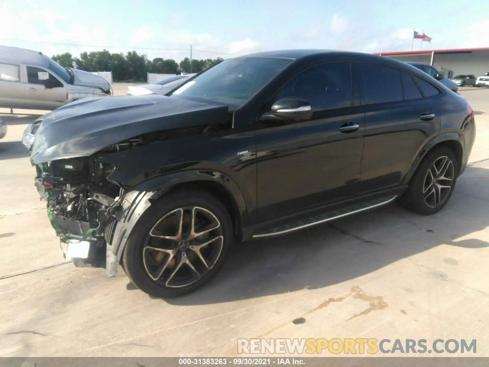 2 Photograph of a damaged car 4JGFD6BB1MA402816 MERCEDES-BENZ GLE 2021