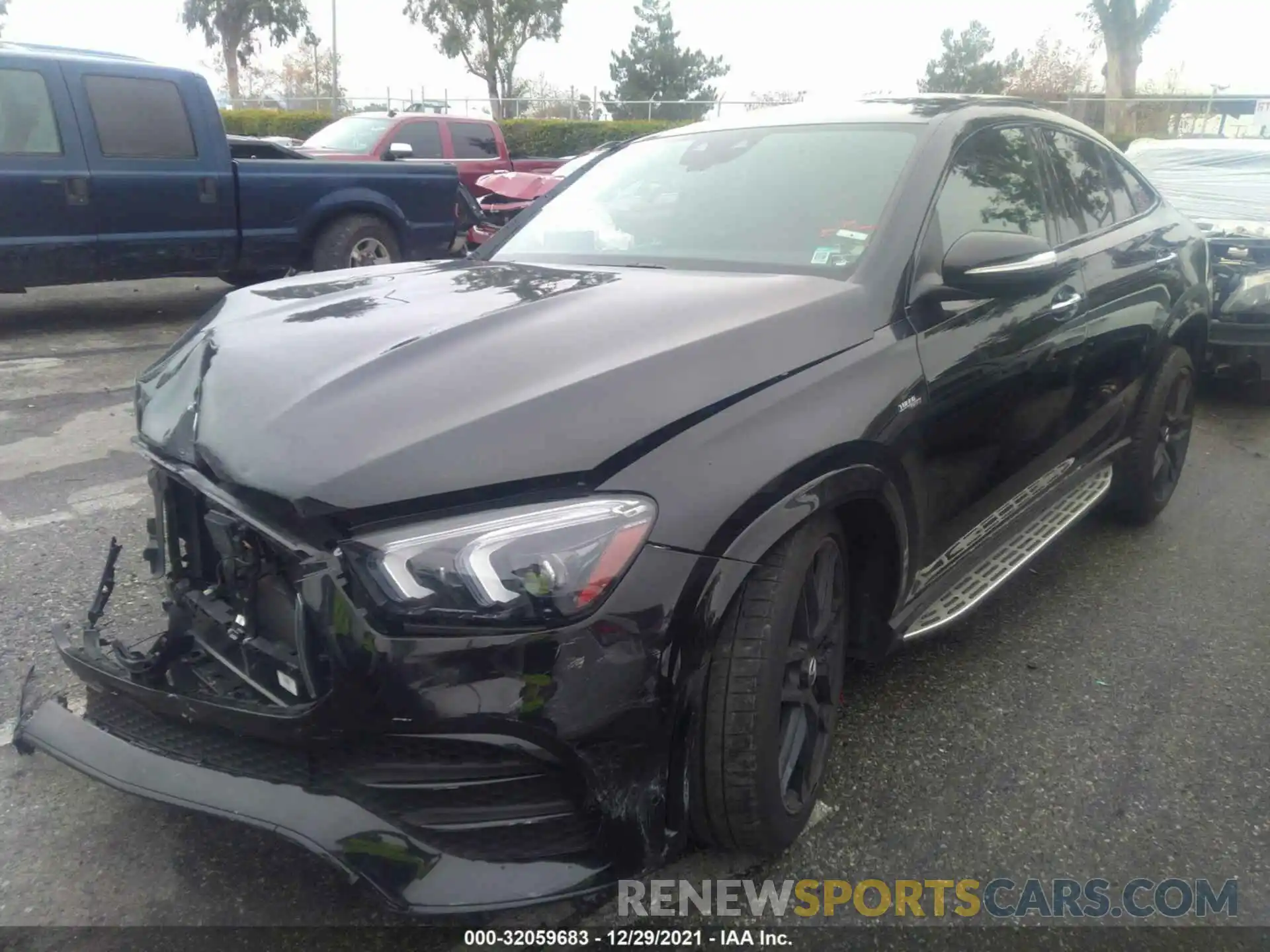 2 Photograph of a damaged car 4JGFD6BB4MA499851 MERCEDES-BENZ GLE 2021