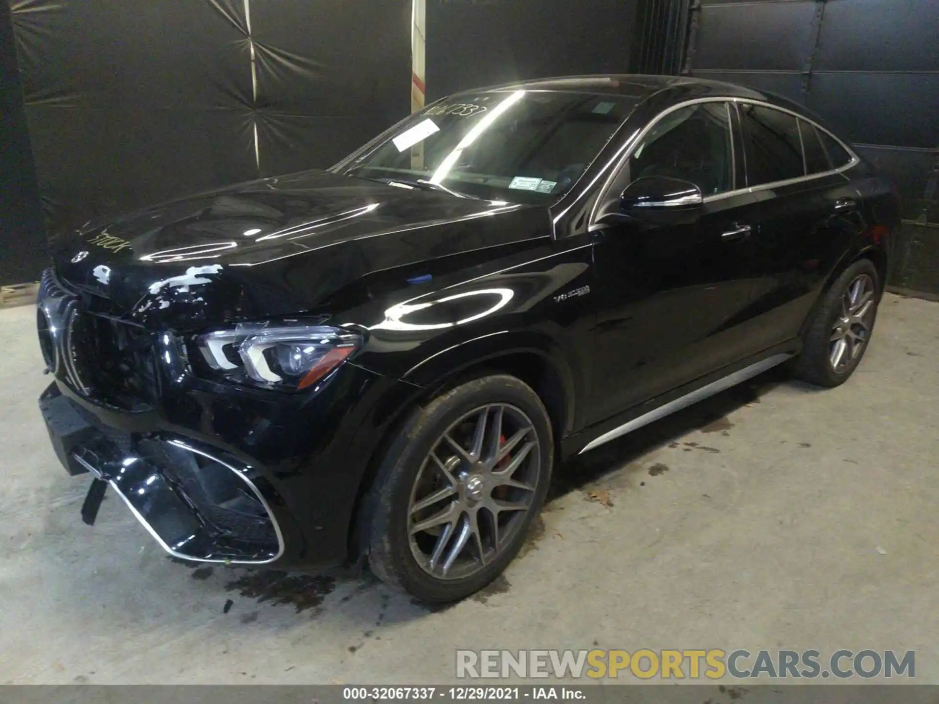 2 Photograph of a damaged car 4JGFD8KBXMA379774 MERCEDES-BENZ GLE 2021