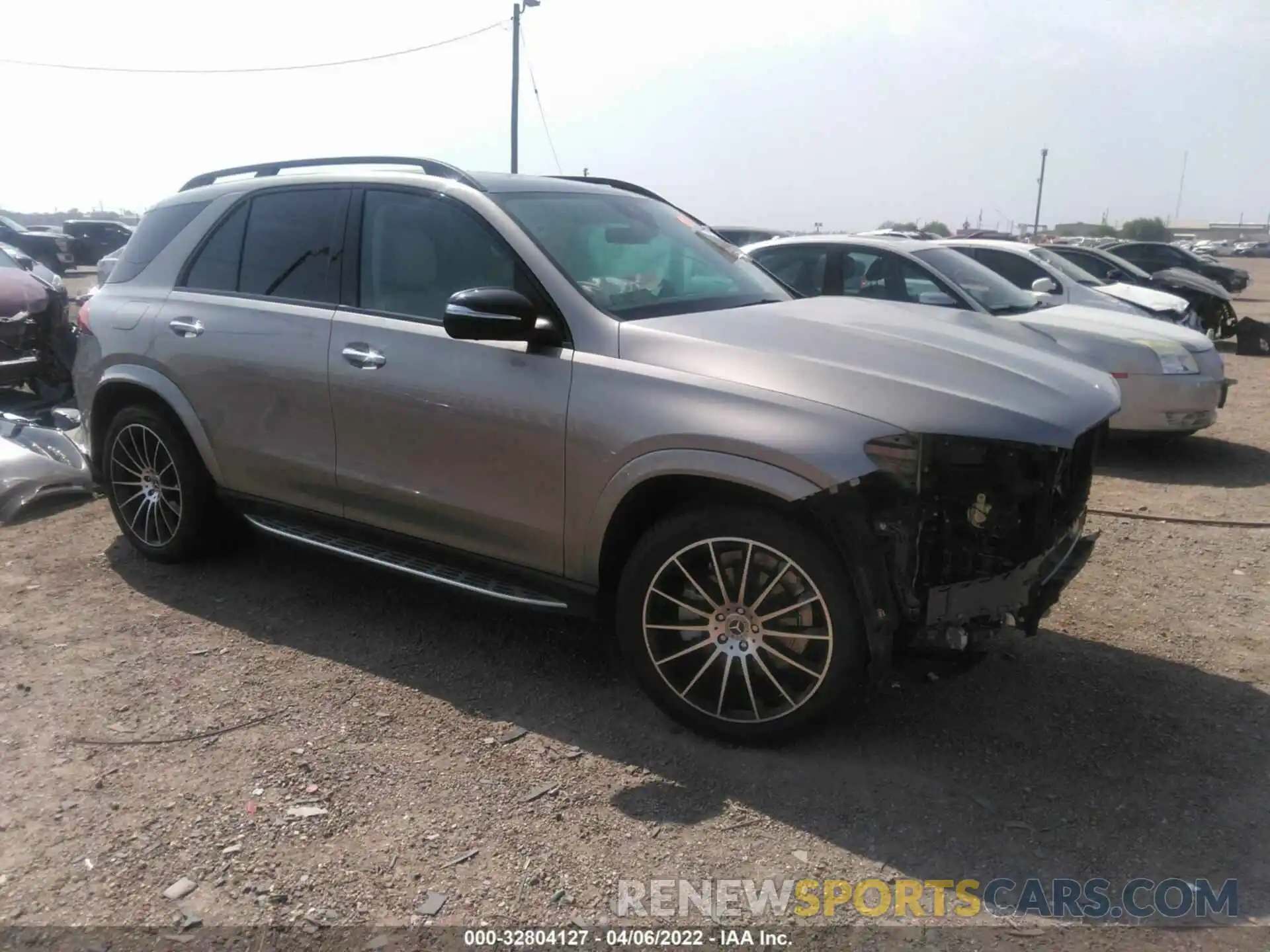 1 Photograph of a damaged car 4JGFB4JB2NA652403 MERCEDES-BENZ GLE 2022