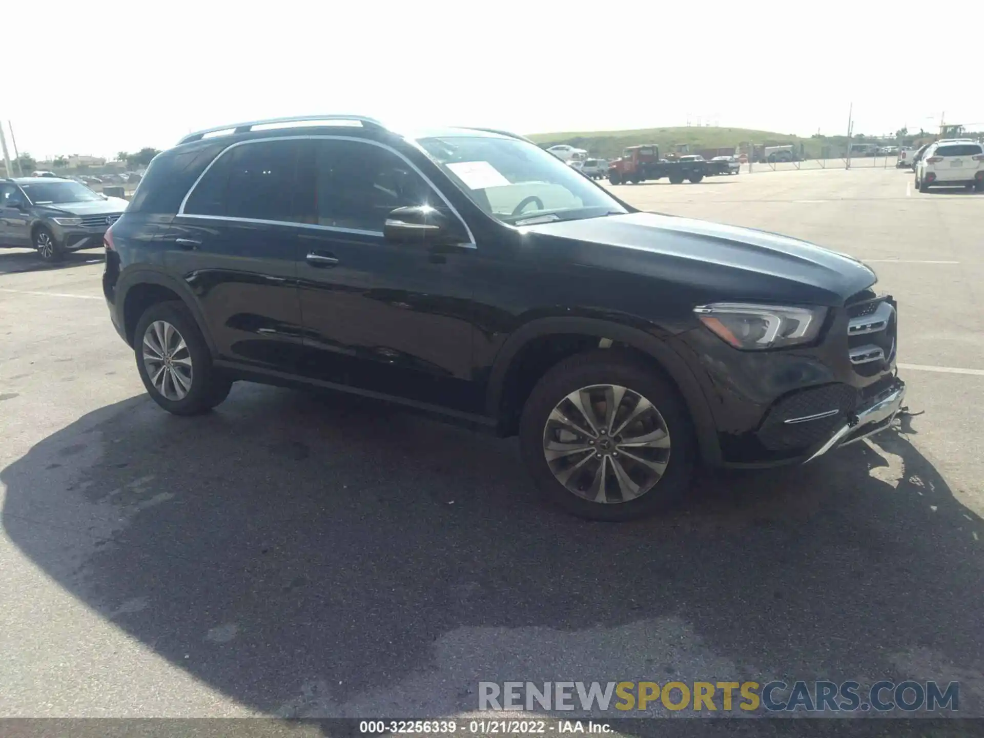 1 Photograph of a damaged car 4JGFB4JB3NA595466 MERCEDES-BENZ GLE 2022