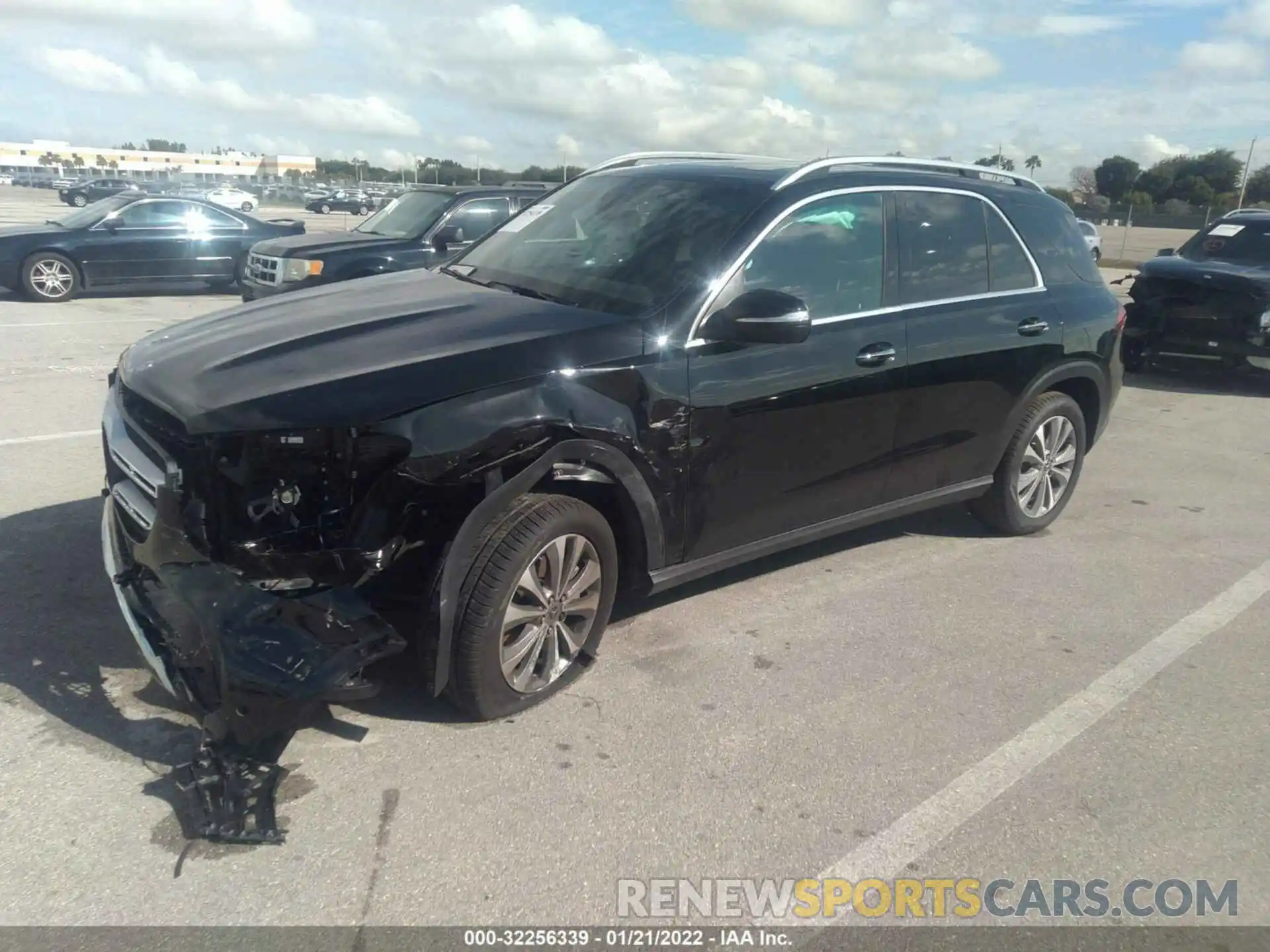 2 Photograph of a damaged car 4JGFB4JB3NA595466 MERCEDES-BENZ GLE 2022