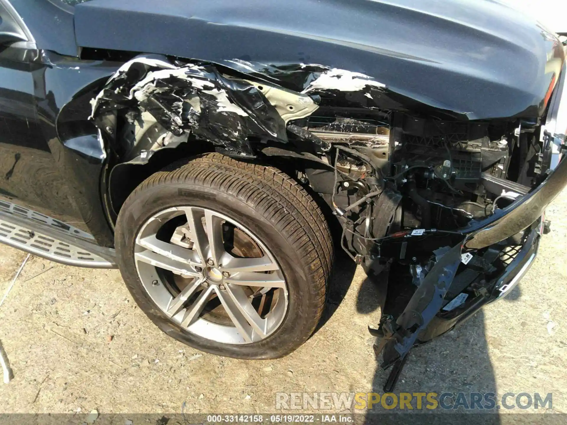 6 Photograph of a damaged car 4JGFB4JE3NA603530 MERCEDES-BENZ GLE 2022