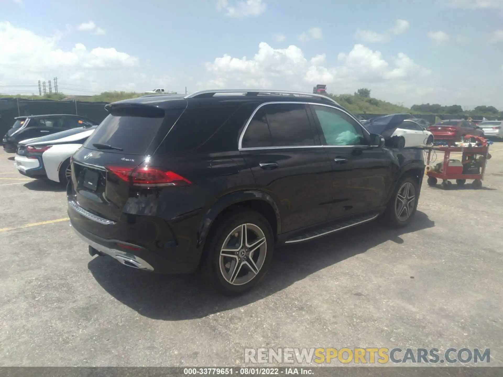 4 Photograph of a damaged car 4JGFB4KB4NA785033 MERCEDES-BENZ GLE 2022