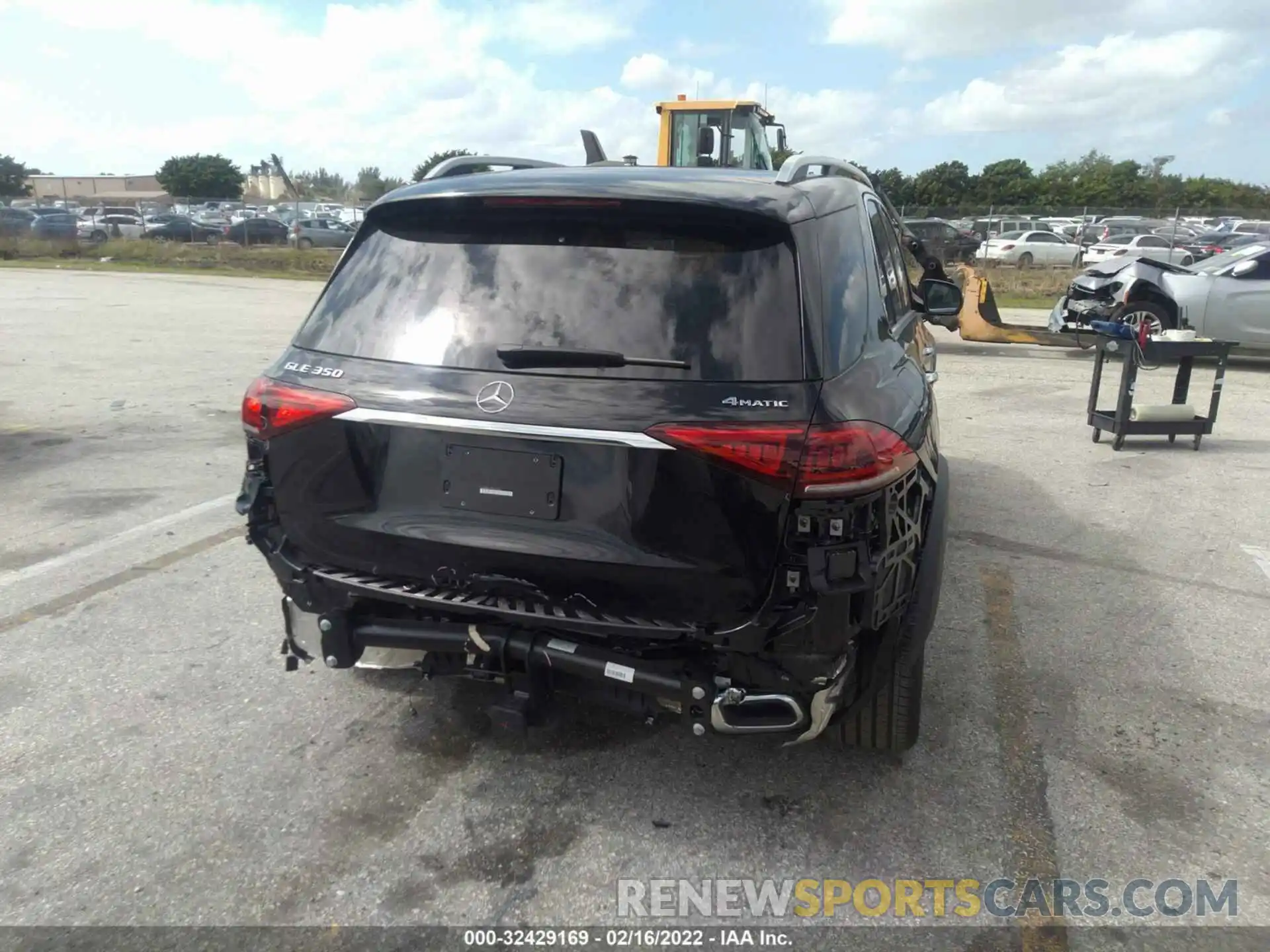 6 Photograph of a damaged car 4JGFB4KE1NA591005 MERCEDES-BENZ GLE 2022