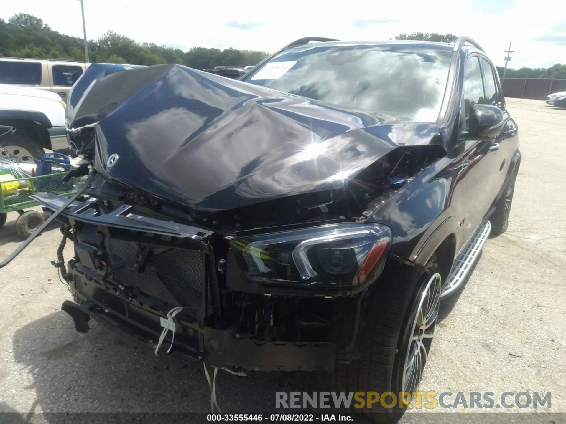 2 Photograph of a damaged car 4JGFB5KE1NA595951 MERCEDES-BENZ GLE 2022