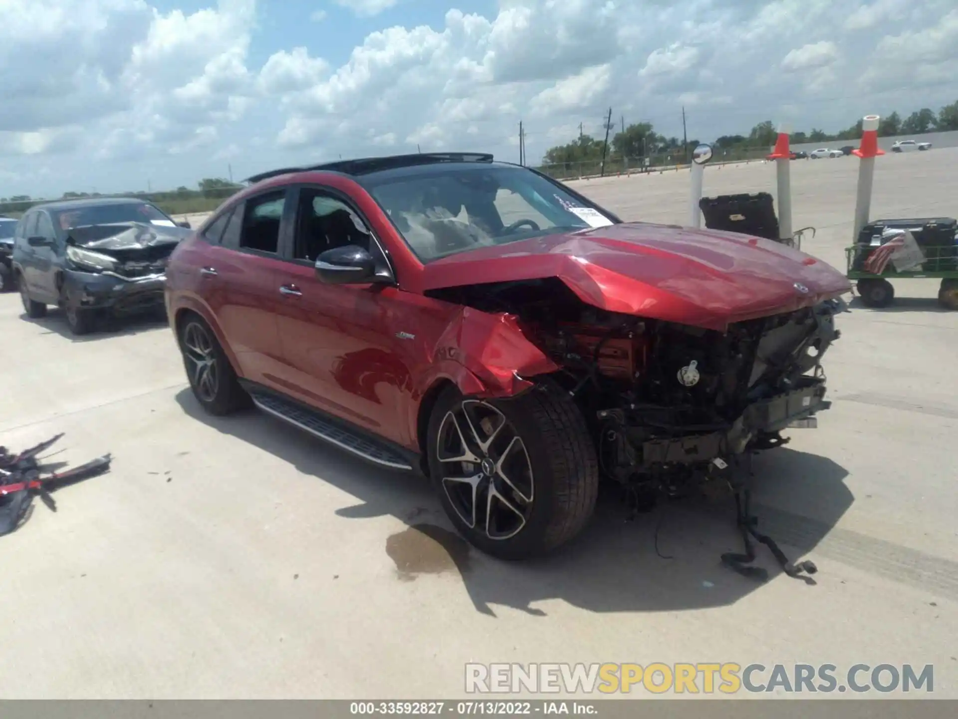 1 Photograph of a damaged car 4JGFD6BB4NA780453 MERCEDES-BENZ GLE 2022