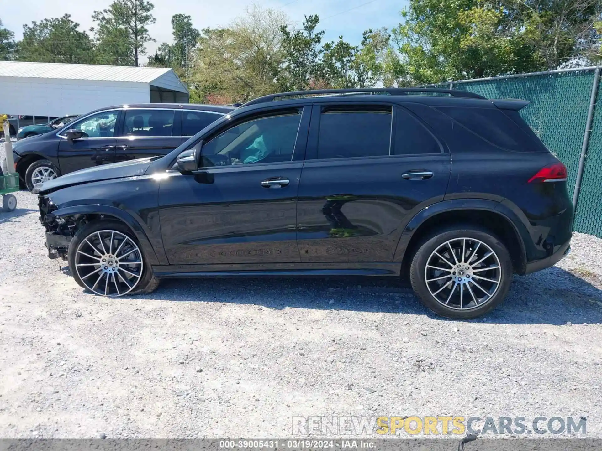 15 Photograph of a damaged car 4JGFB5KBXPA937115 MERCEDES-BENZ GLE 2023