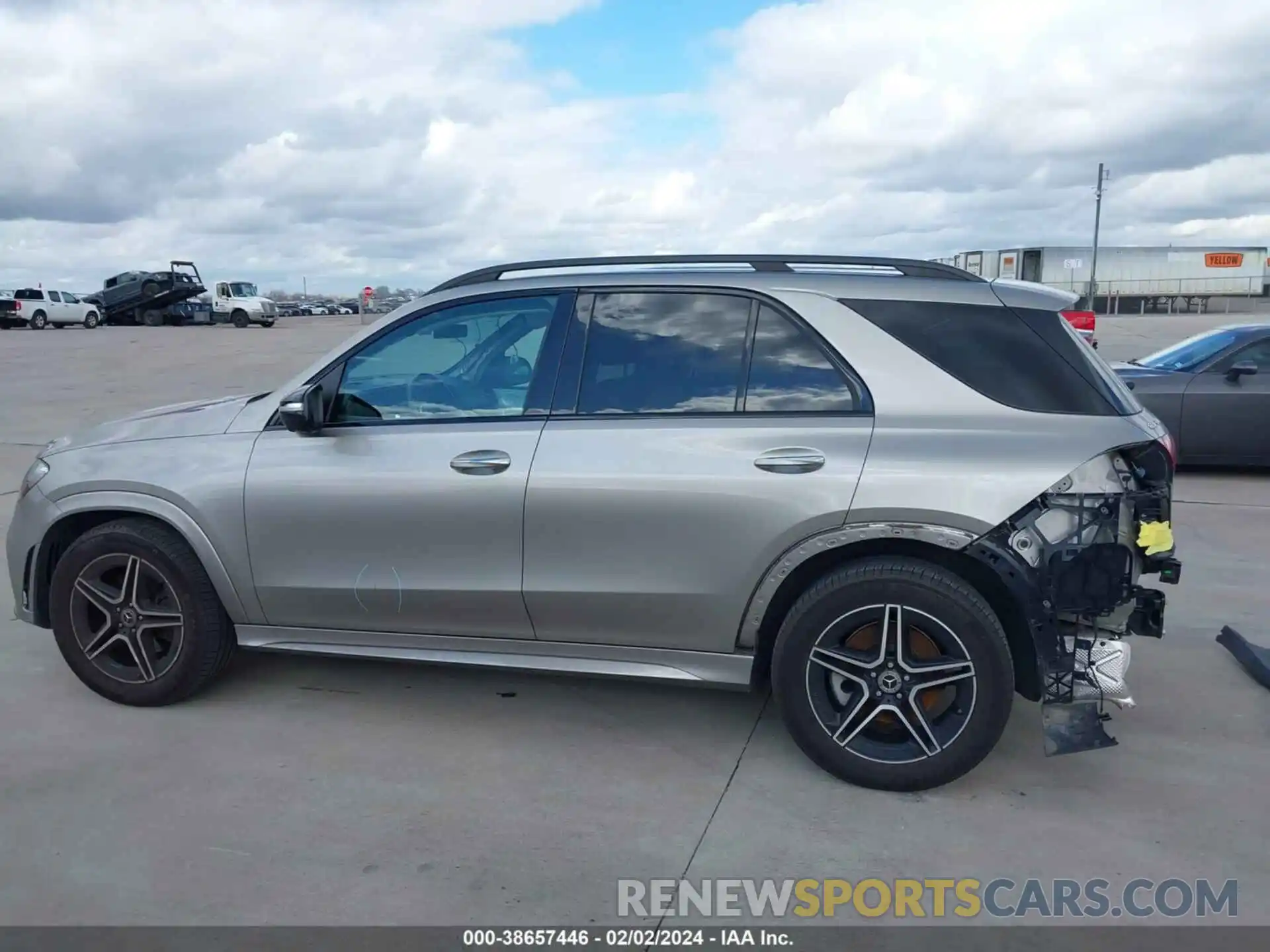 15 Photograph of a damaged car 4JGFB4JB2LA214784 MERCEDES-BENZ GLE 350 2020