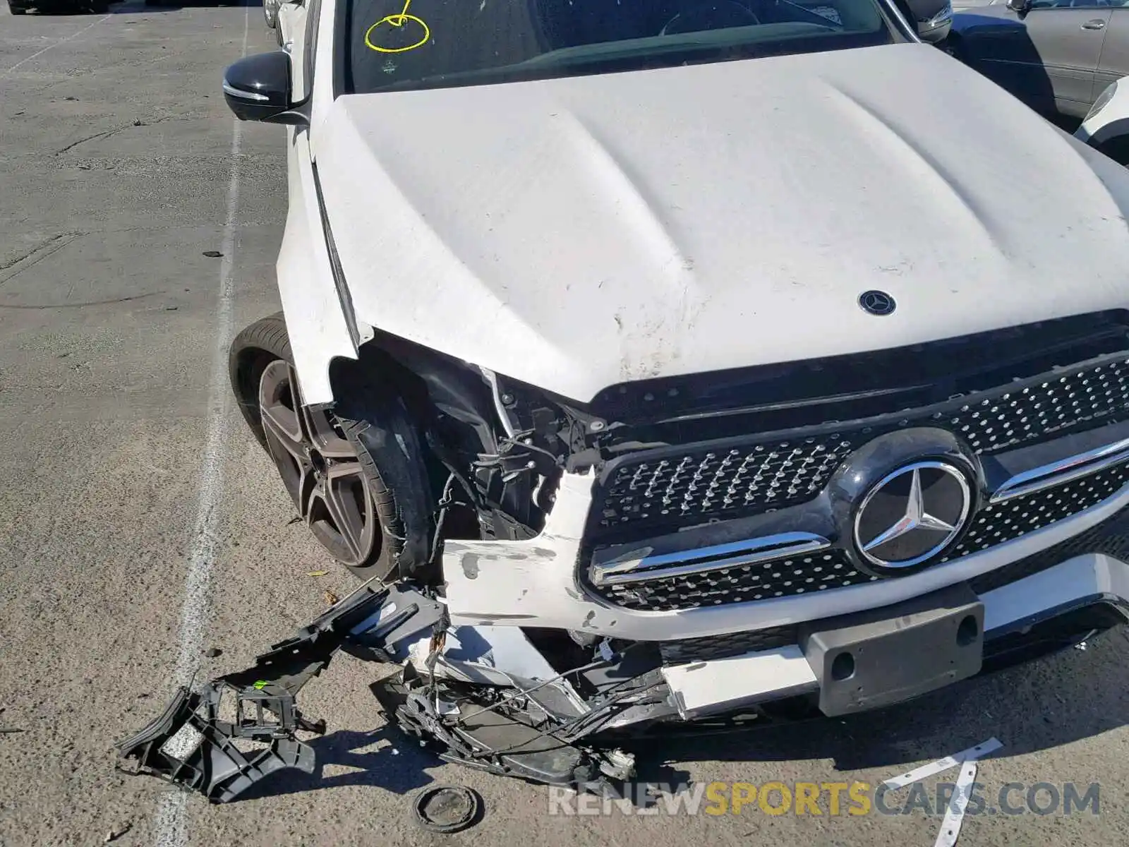 9 Photograph of a damaged car 4JGFB4JB7LA103485 MERCEDES-BENZ GLE 350 2020