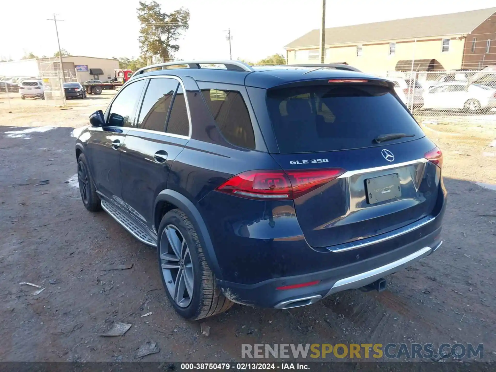 3 Photograph of a damaged car 4JGFB4JE7LA232255 MERCEDES-BENZ GLE 350 2020