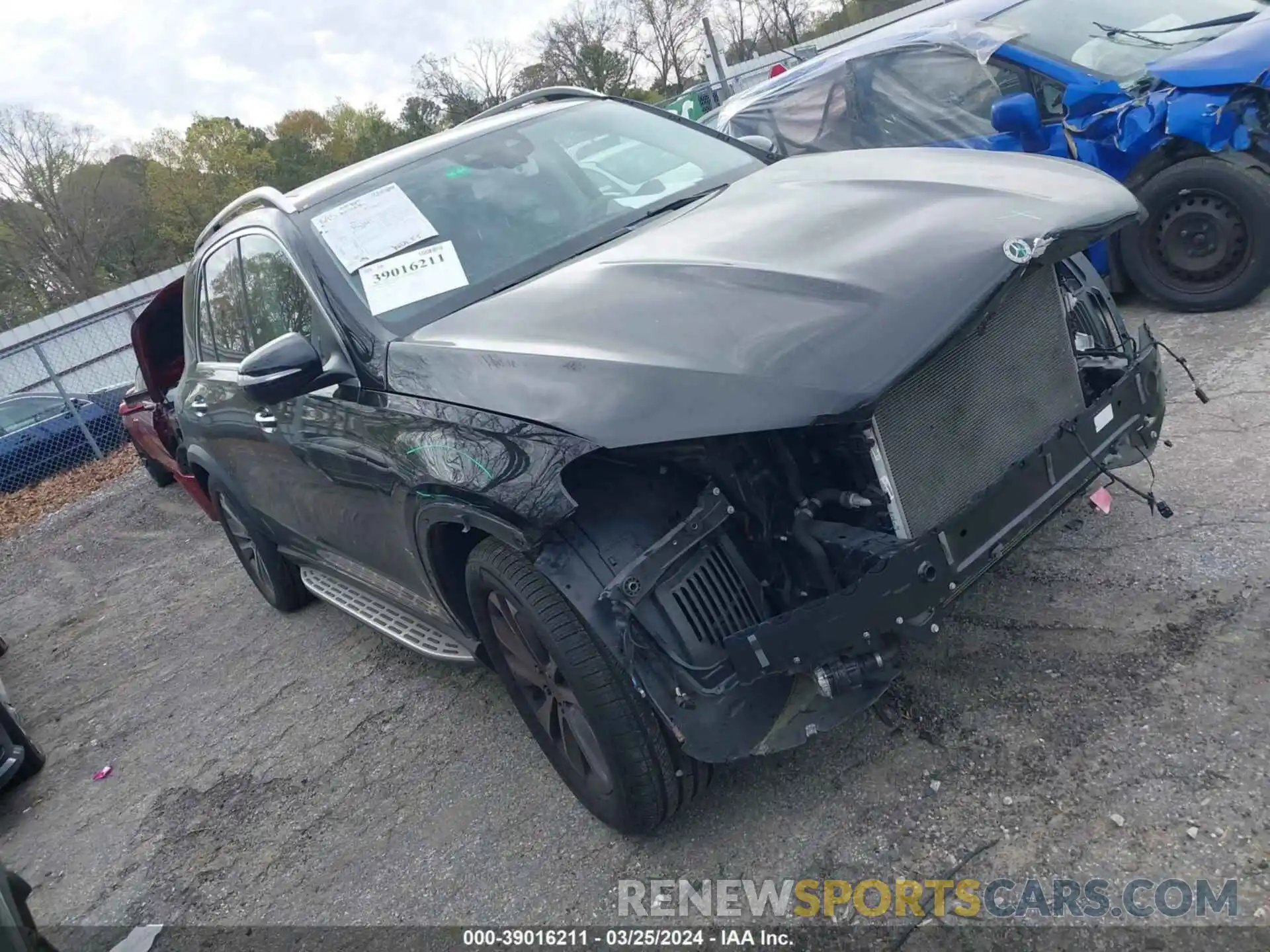 1 Photograph of a damaged car 4JGFB4KE6LA011874 MERCEDES-BENZ GLE 350 2020