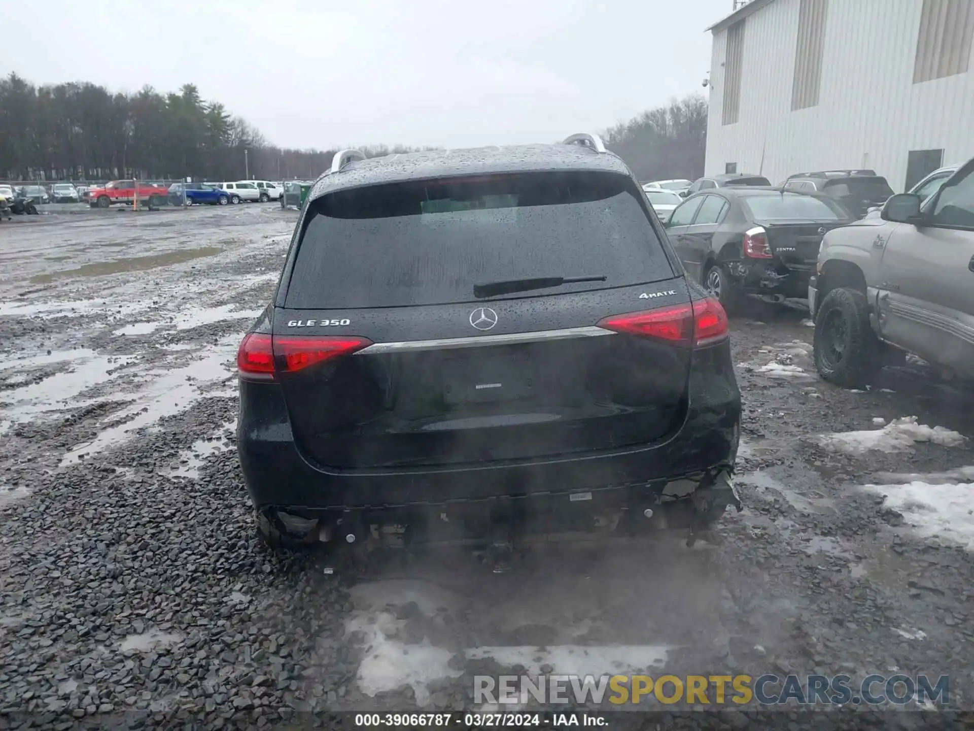 16 Photograph of a damaged car 4JGFB4KB4MA418633 MERCEDES-BENZ GLE 350 2021