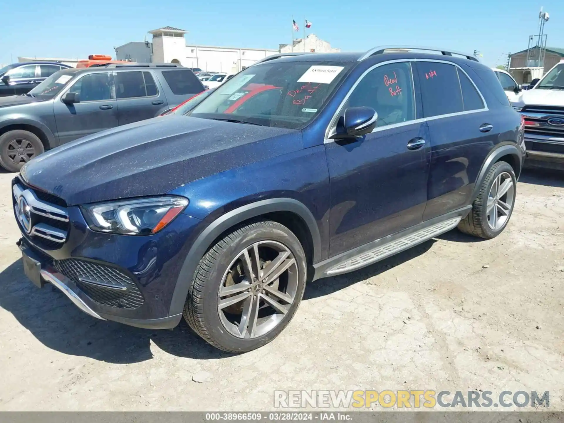 2 Photograph of a damaged car 4JGFB4KBXMA488556 MERCEDES-BENZ GLE 350 2021